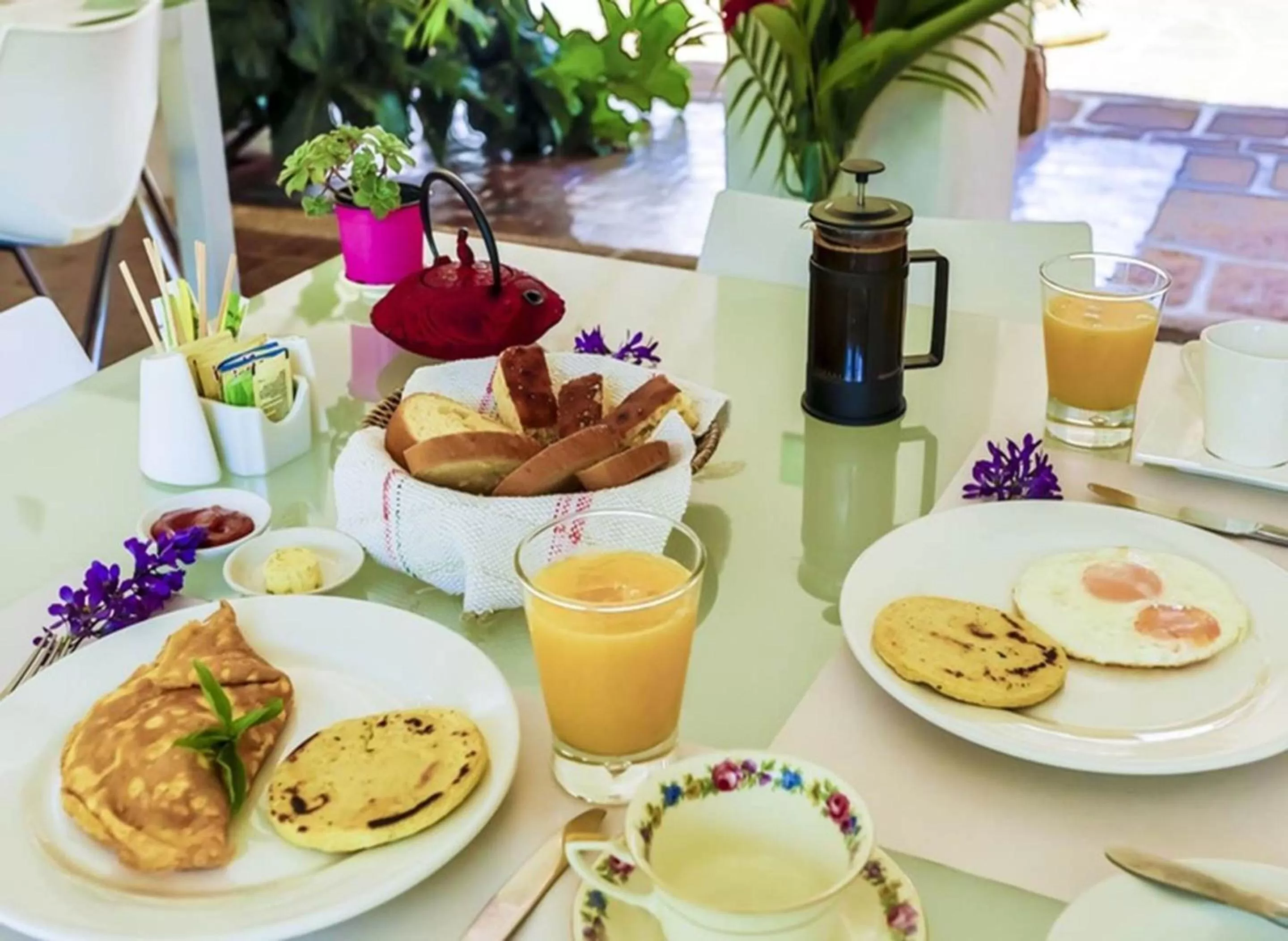 Breakfast in La Nube Posada