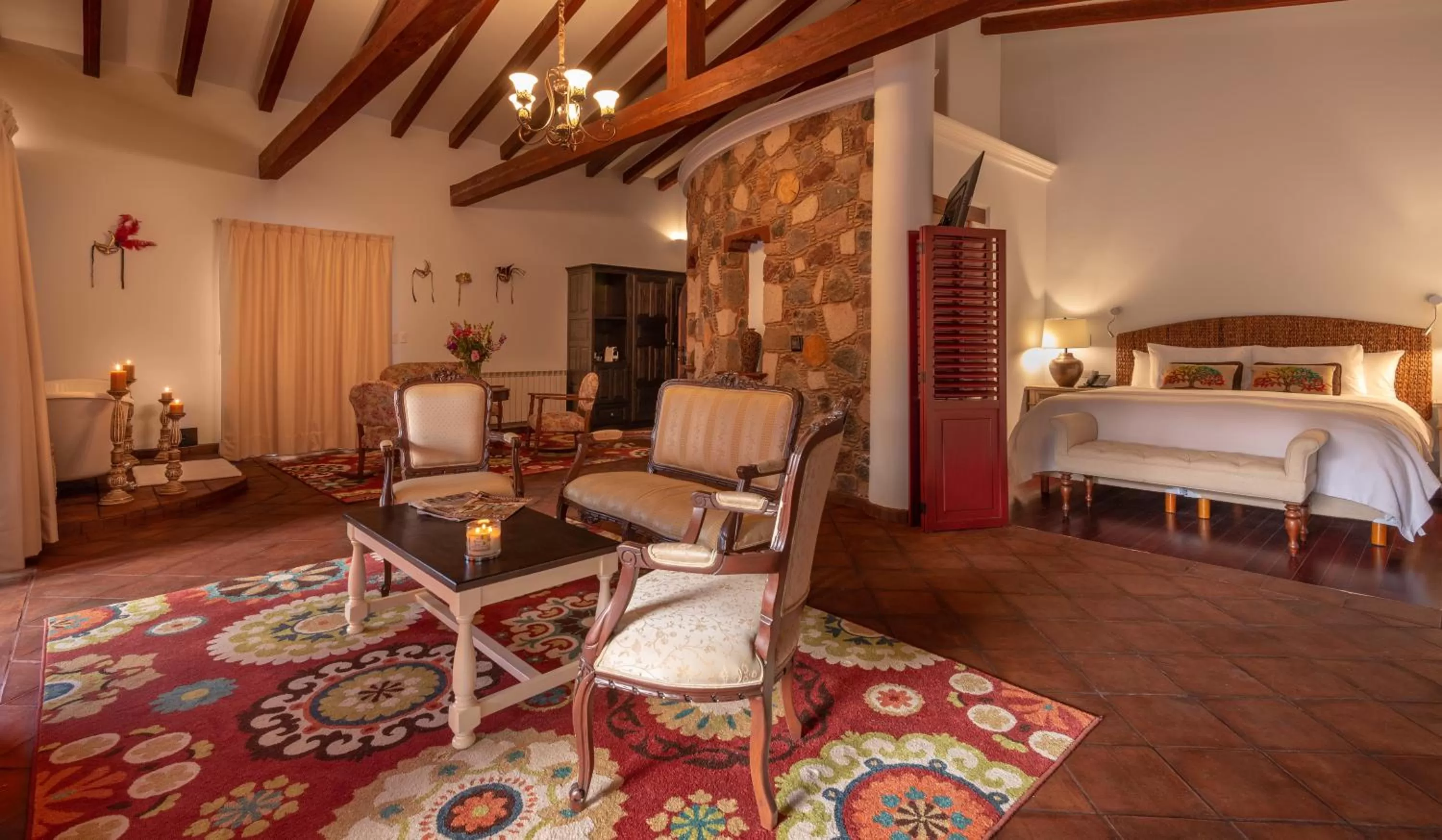 Seating area, Bed in Hotel Boutique Casa Colorada