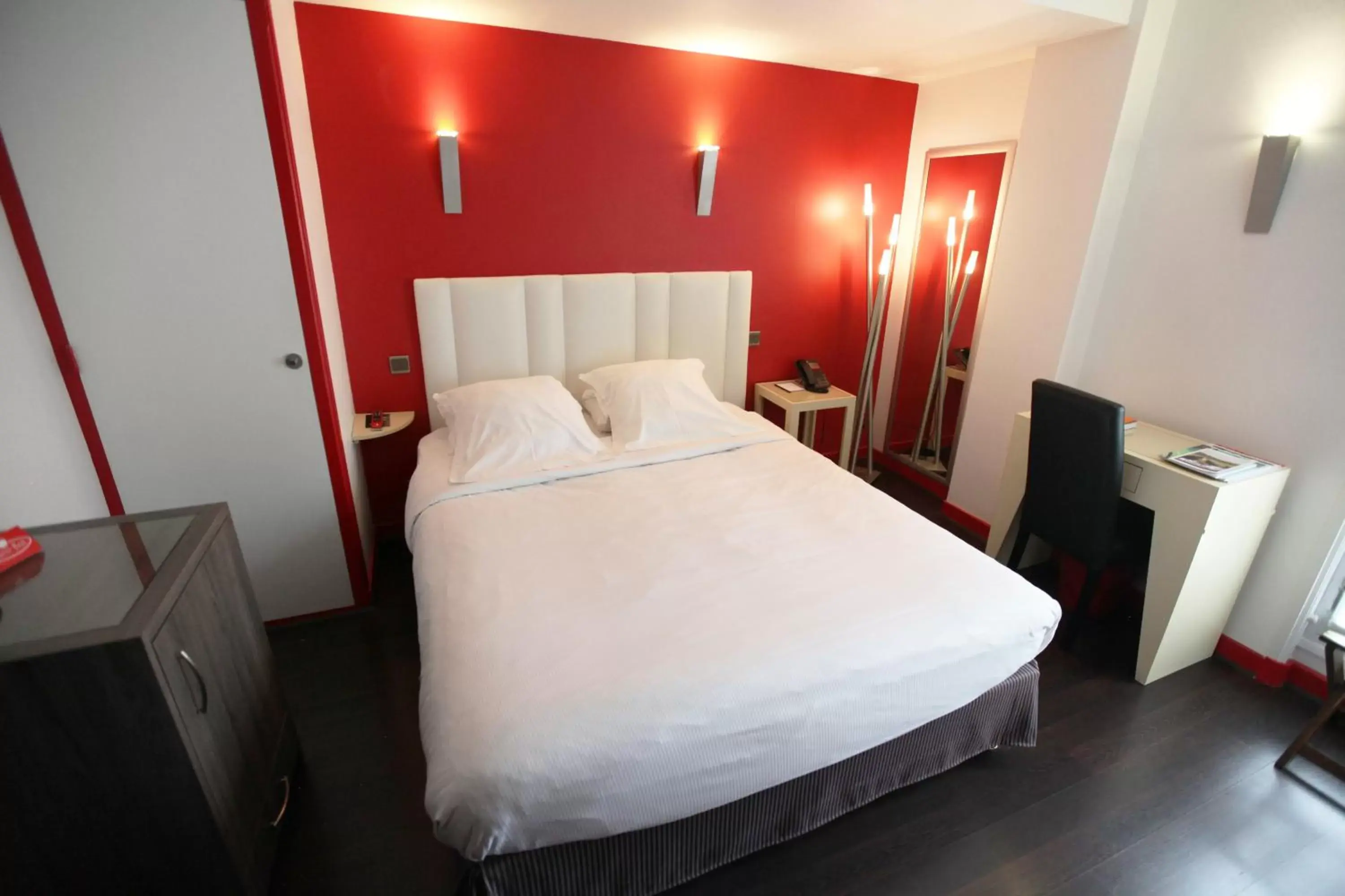 Bed in Les Maritonnes Parc & Vignoble