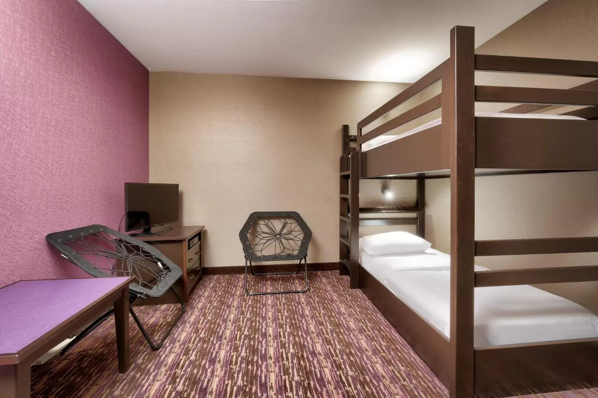 Photo of the whole room, Bunk Bed in Holiday Inn Express Hotel & Suites Billings, an IHG Hotel