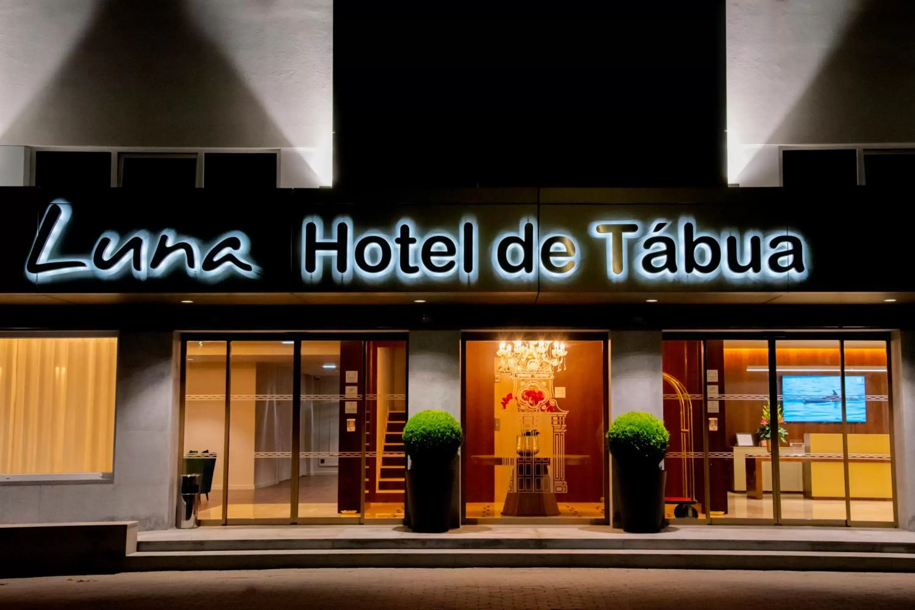 Facade/entrance in Luna Hotel de Tábua