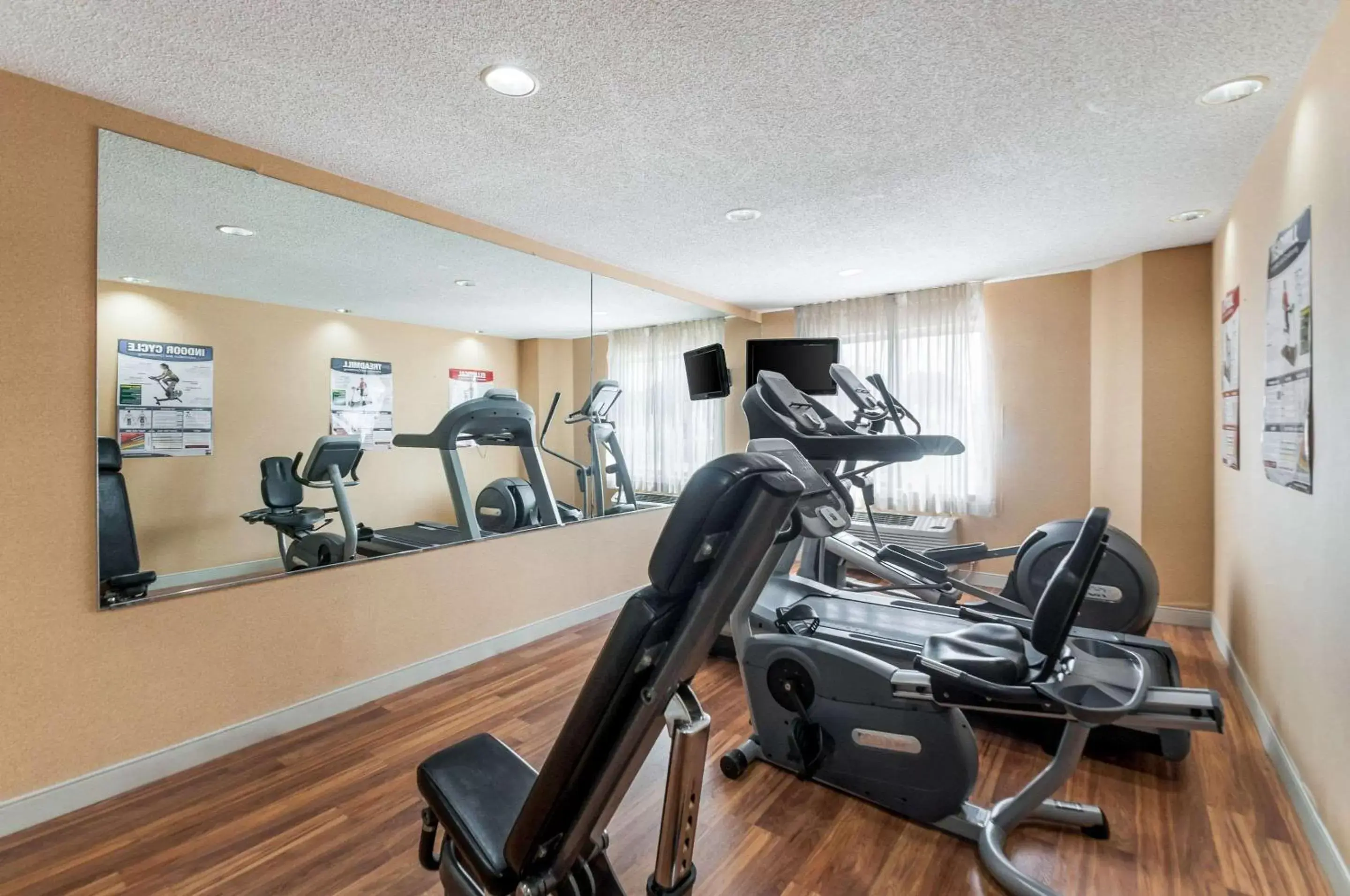 Fitness centre/facilities, Fitness Center/Facilities in Sleep Inn & Suites Rehoboth Beach