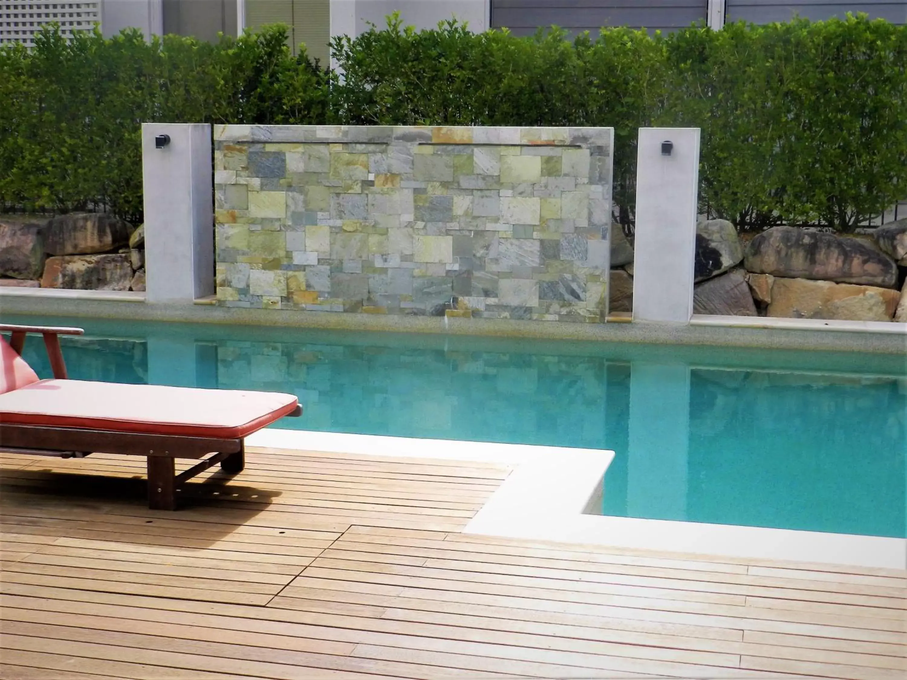 Swimming pool in Shangri-La Gardens Swimming pool in Shangri-La Gardens