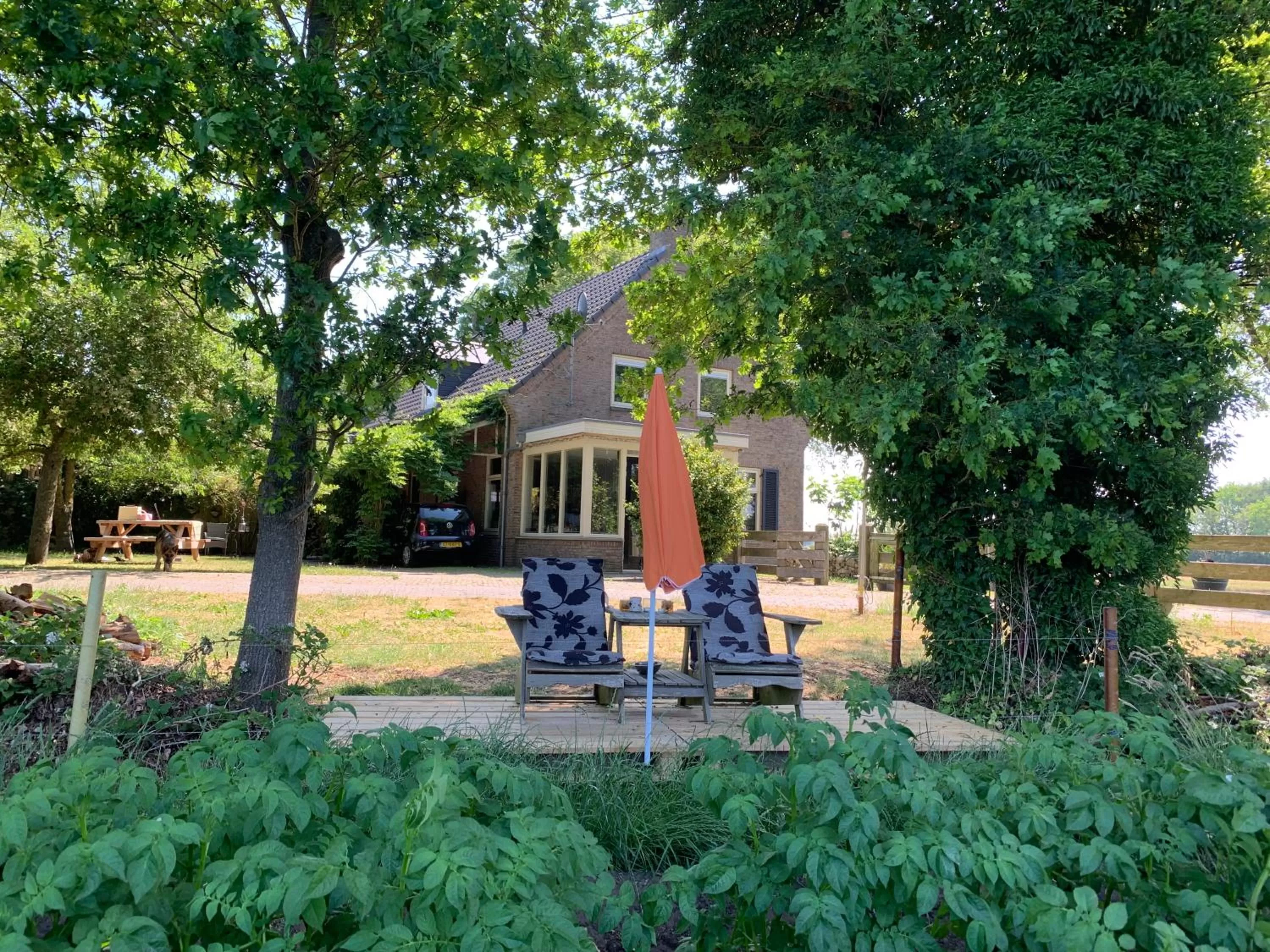 Property building in Brinkesdiek