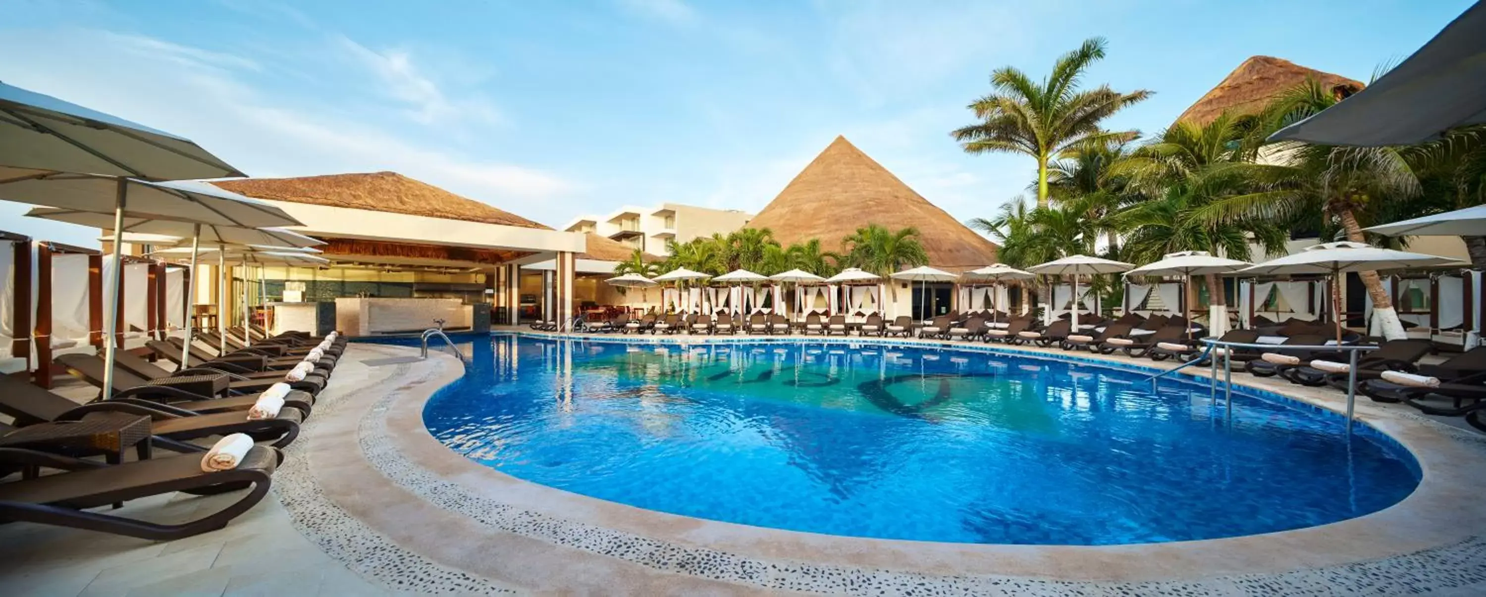 Pool view, Swimming Pool in Desire Riviera Maya Resort