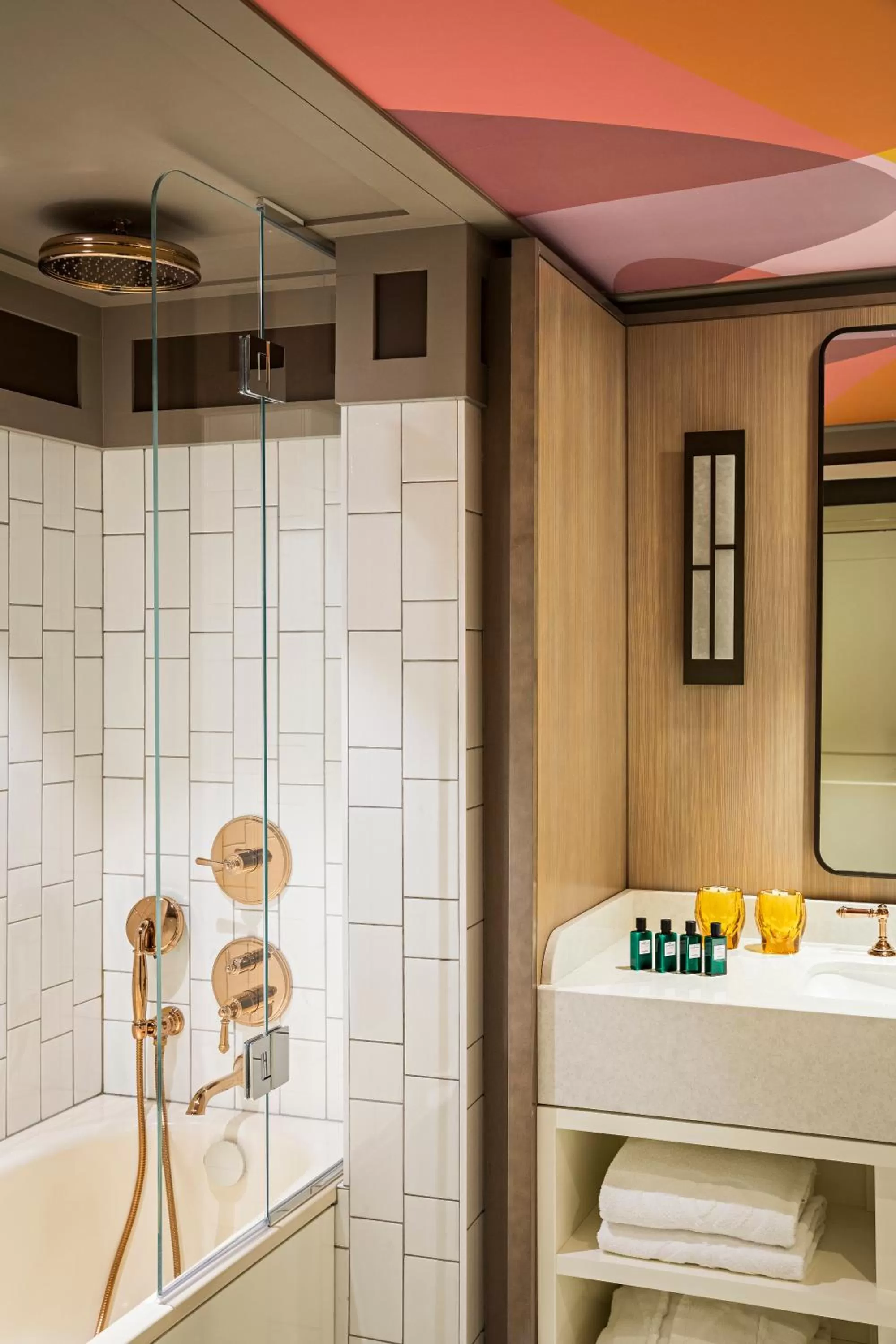 Shower in Sofitel Le Scribe Paris Opera