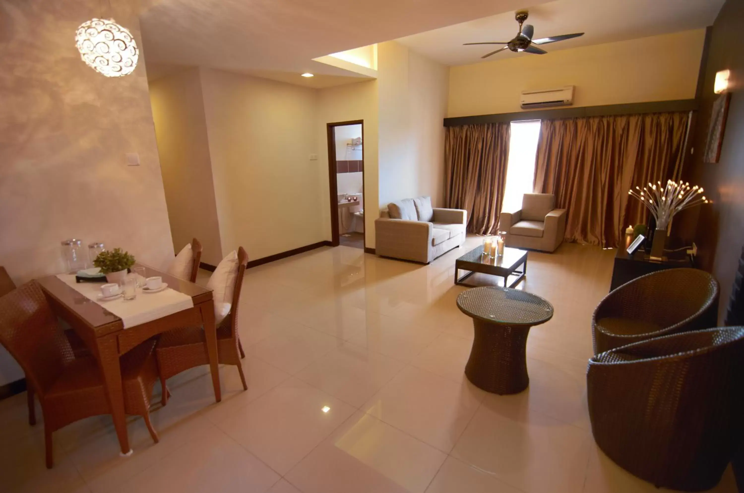 Living room, Seating Area in Bayou Lagoon Park Resort