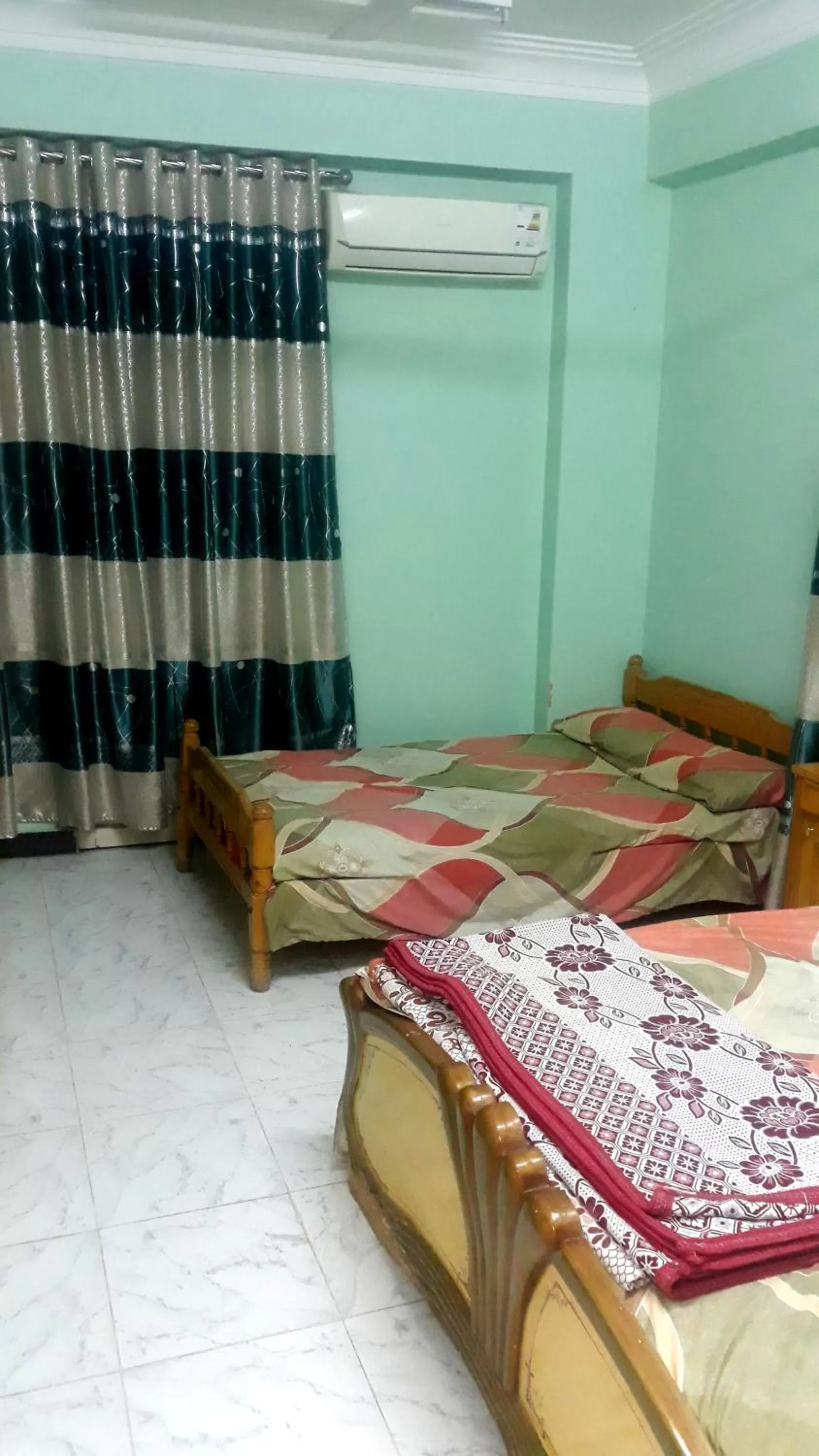 Taharka Nubian House