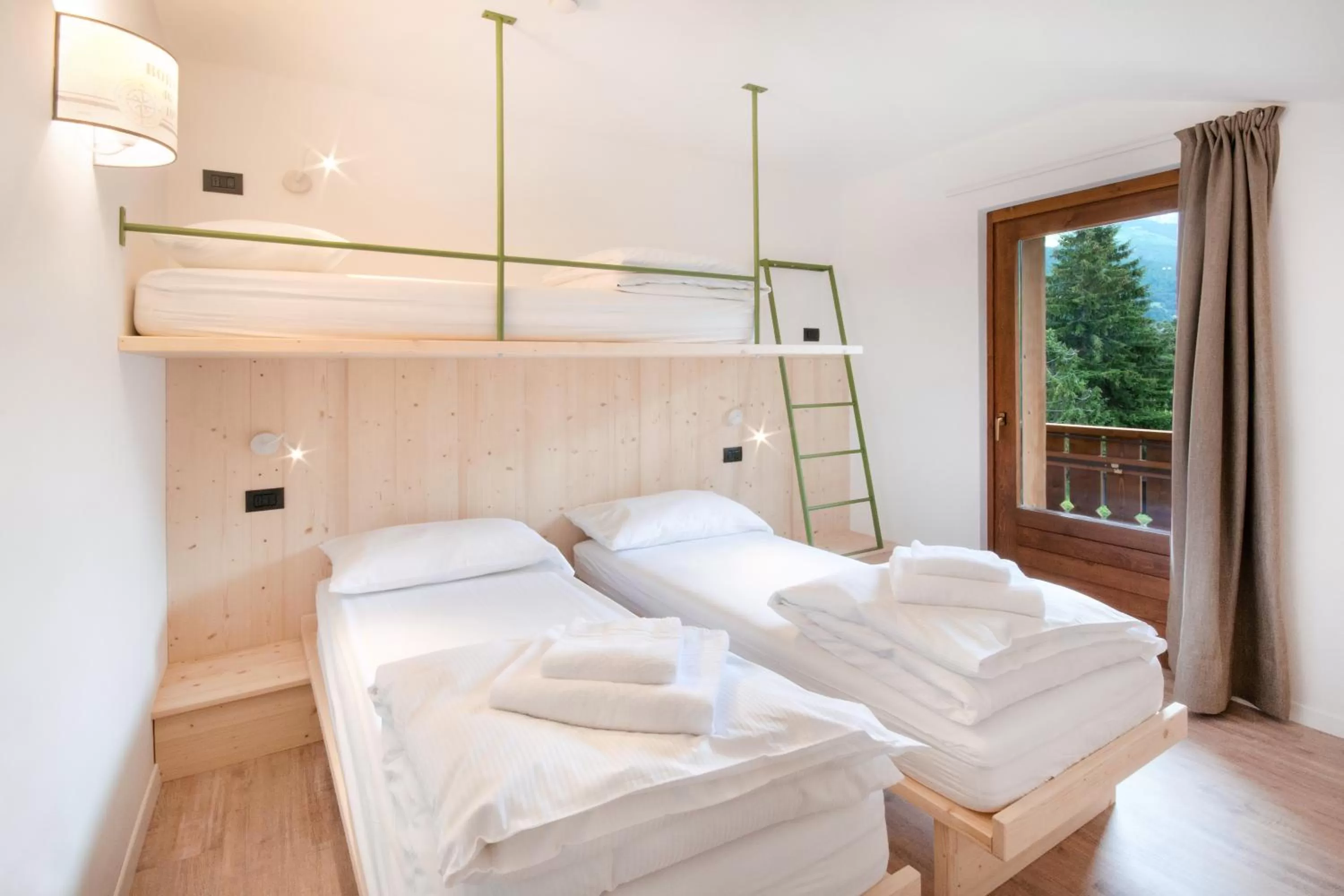 Standard Triple Room in Ostello Alpino