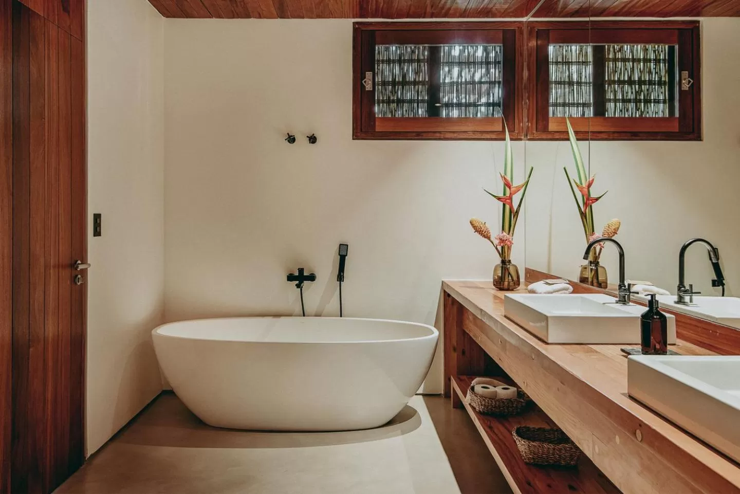 Barracuda Hotel & Villas