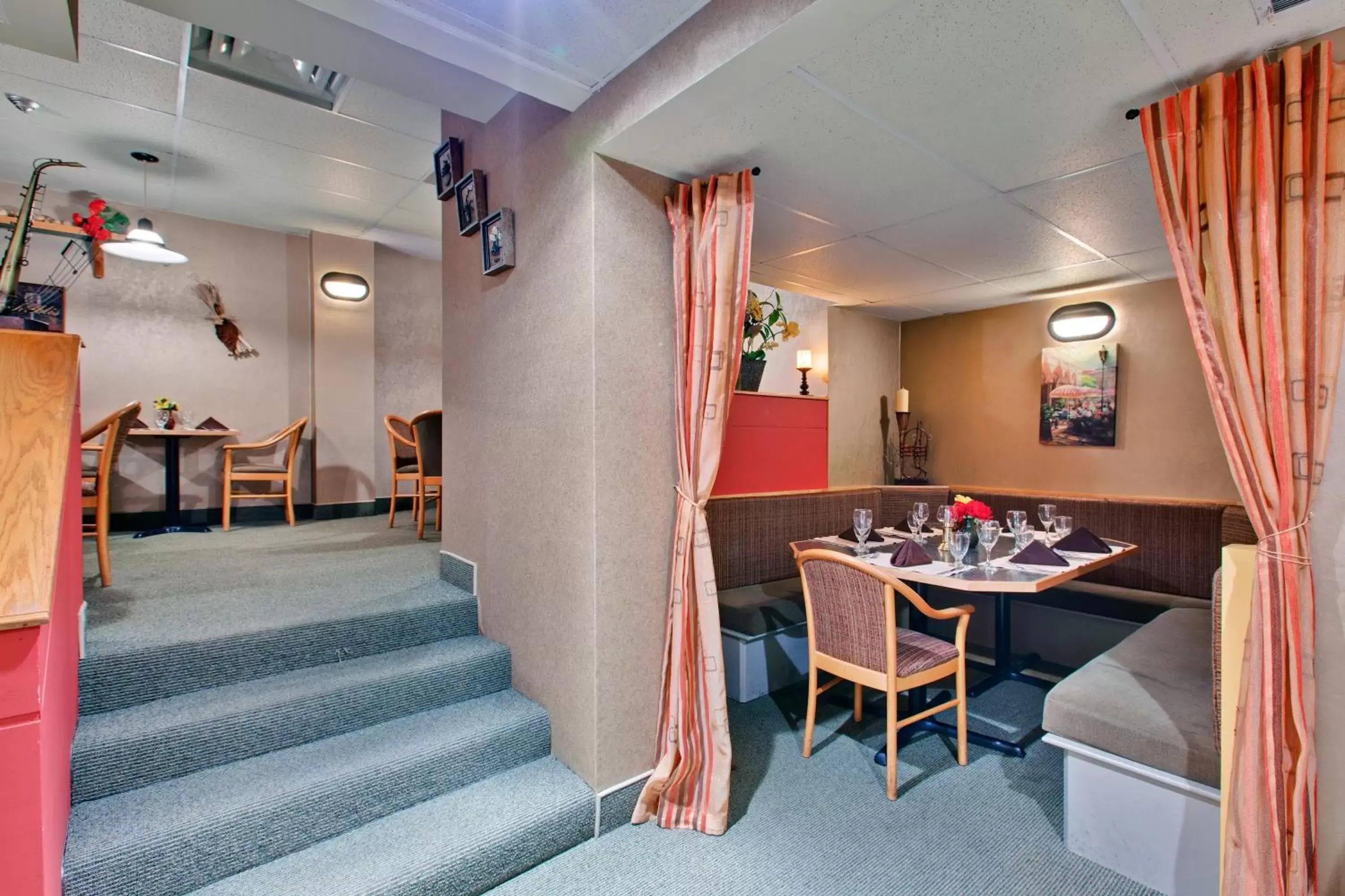 Restaurant/places to eat in Days Inn by Wyndham Stephenville Restaurant/places to eat in Days Inn by Wyndham Stephenville