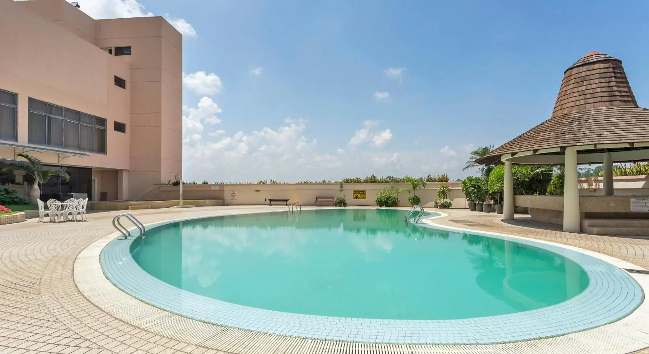 Swimming Pool in Bayview Hotel Melaka