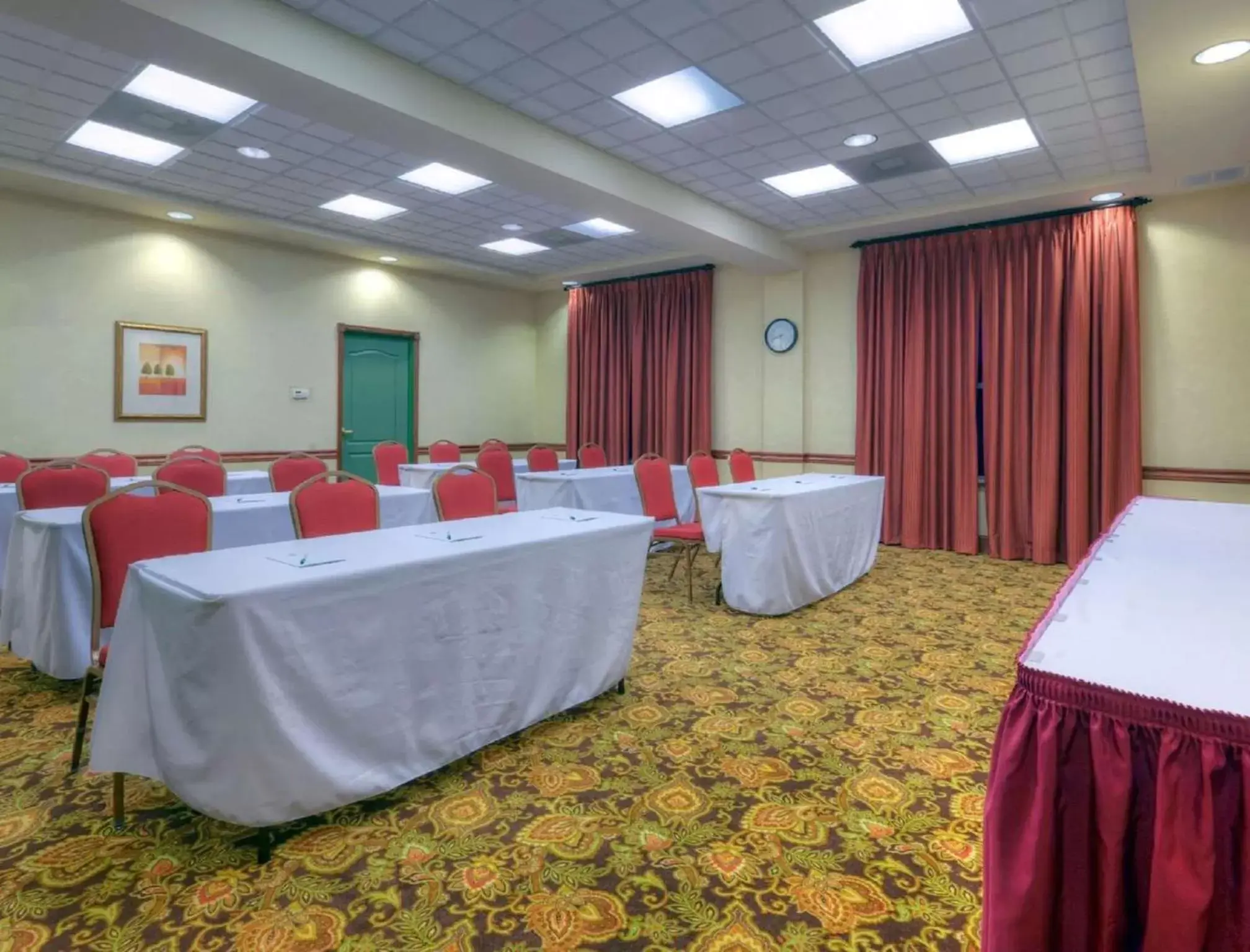 Meeting/conference room in Country Inn & Suites by Radisson, Fredericksburg, VA