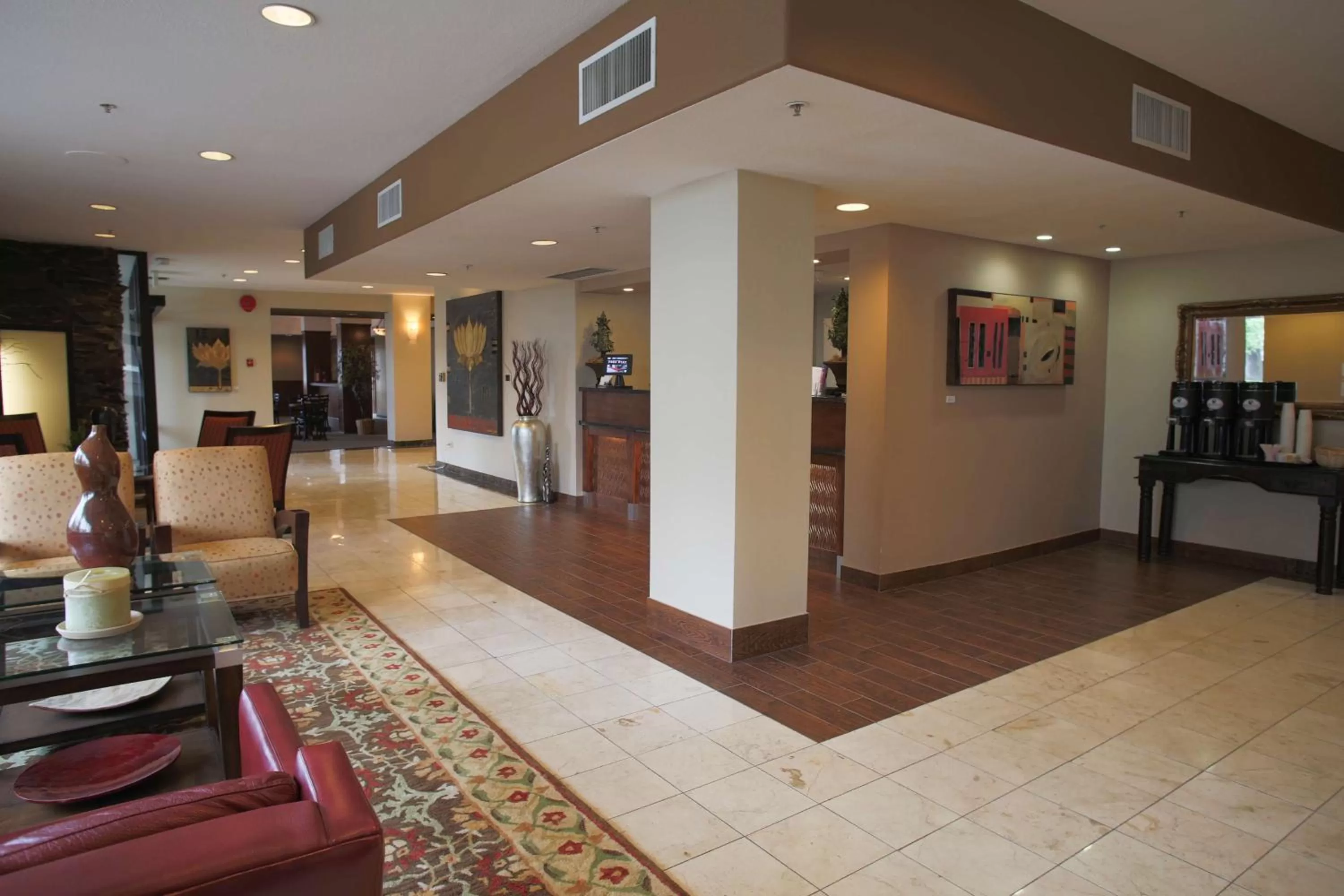 Lobby or reception in Red Lion Inn & Suites Olympia, Governor Hotel