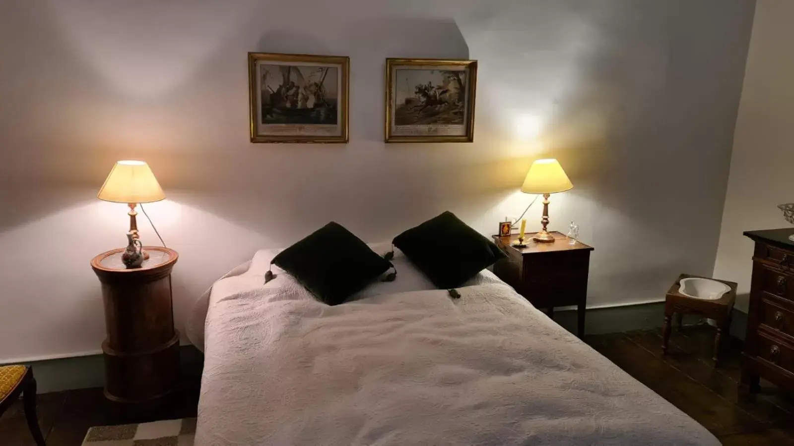 Bed in Chateau La Rochette