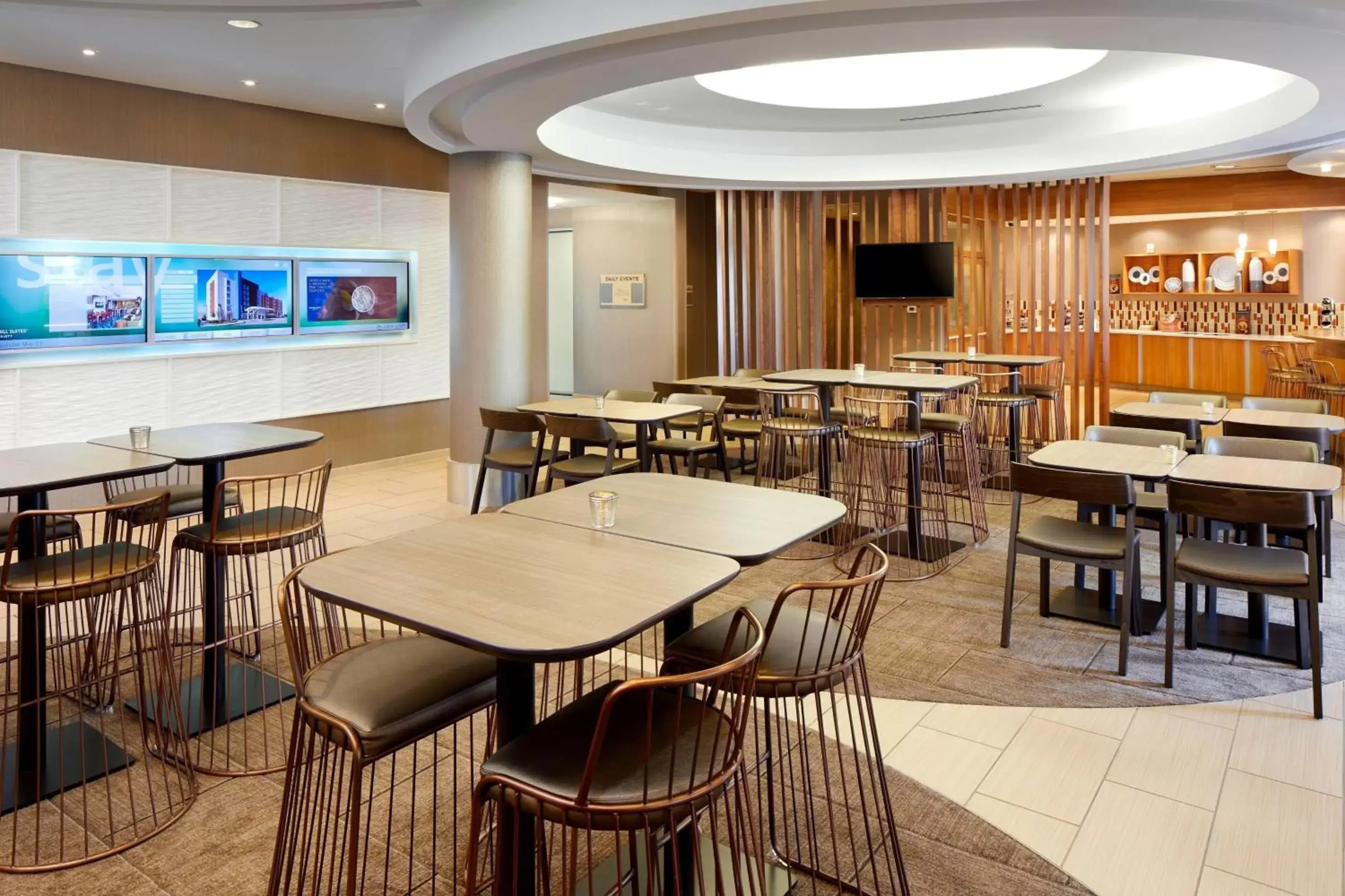 Breakfast, Restaurant/Places to Eat in SpringHill Suites Houston NASA/Webster