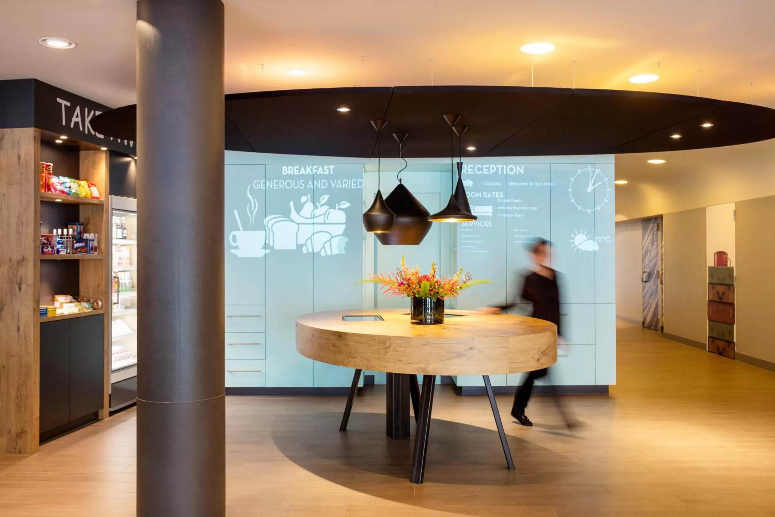 On-site shops in ibis Amsterdam Centre Stopera