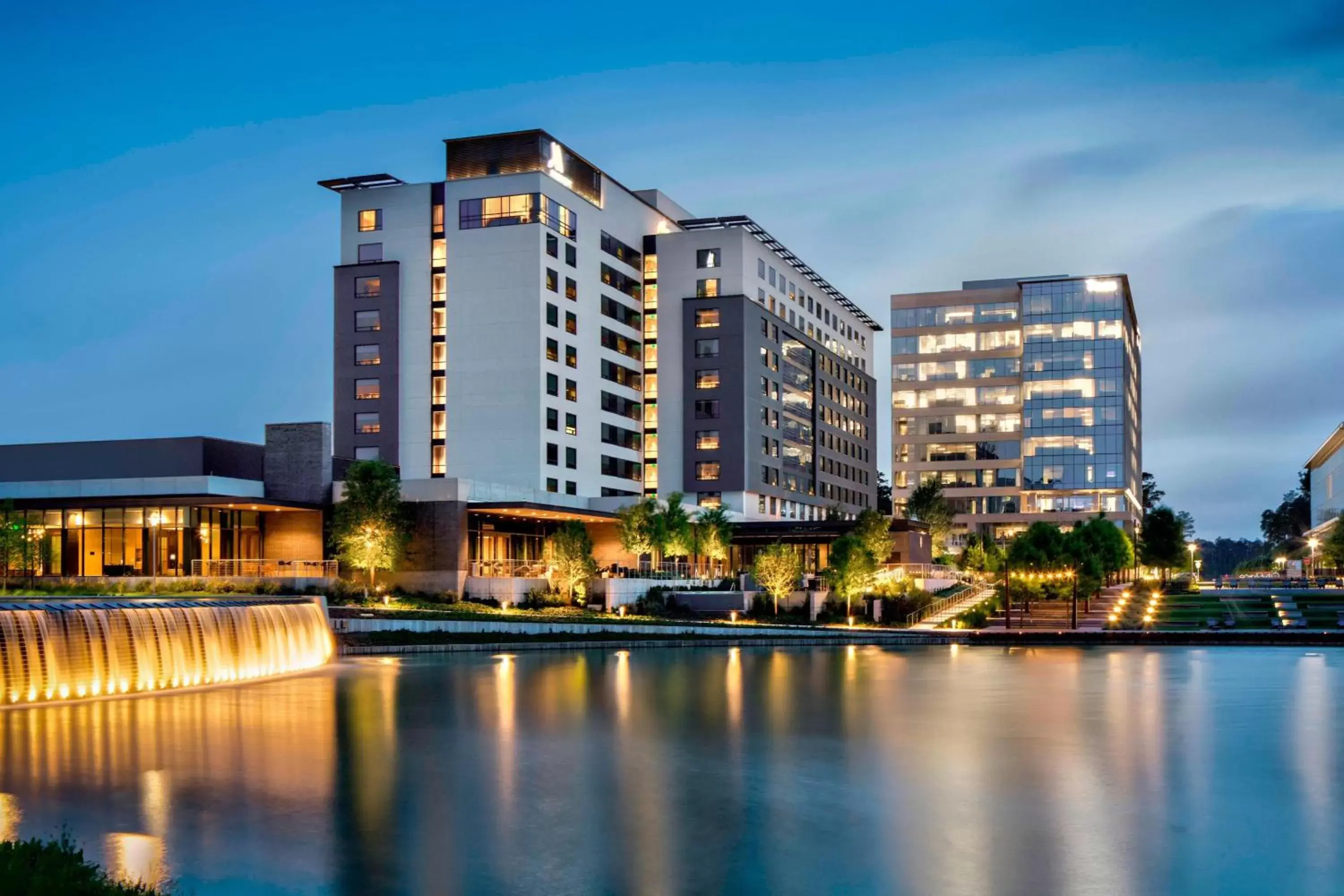 Property building in Houston CityPlace Marriott at Springwoods Village