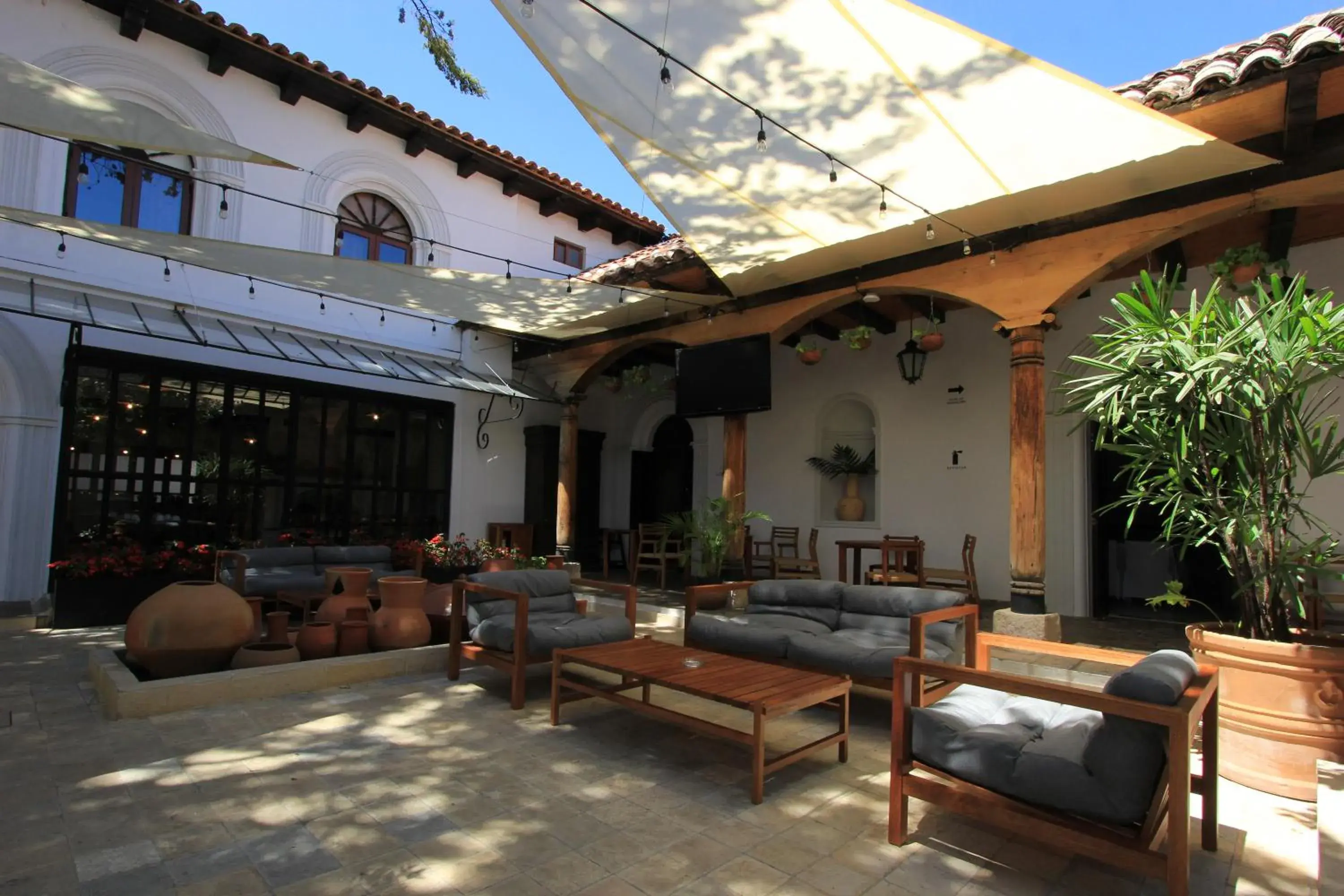 Patio in Sombra del Agua