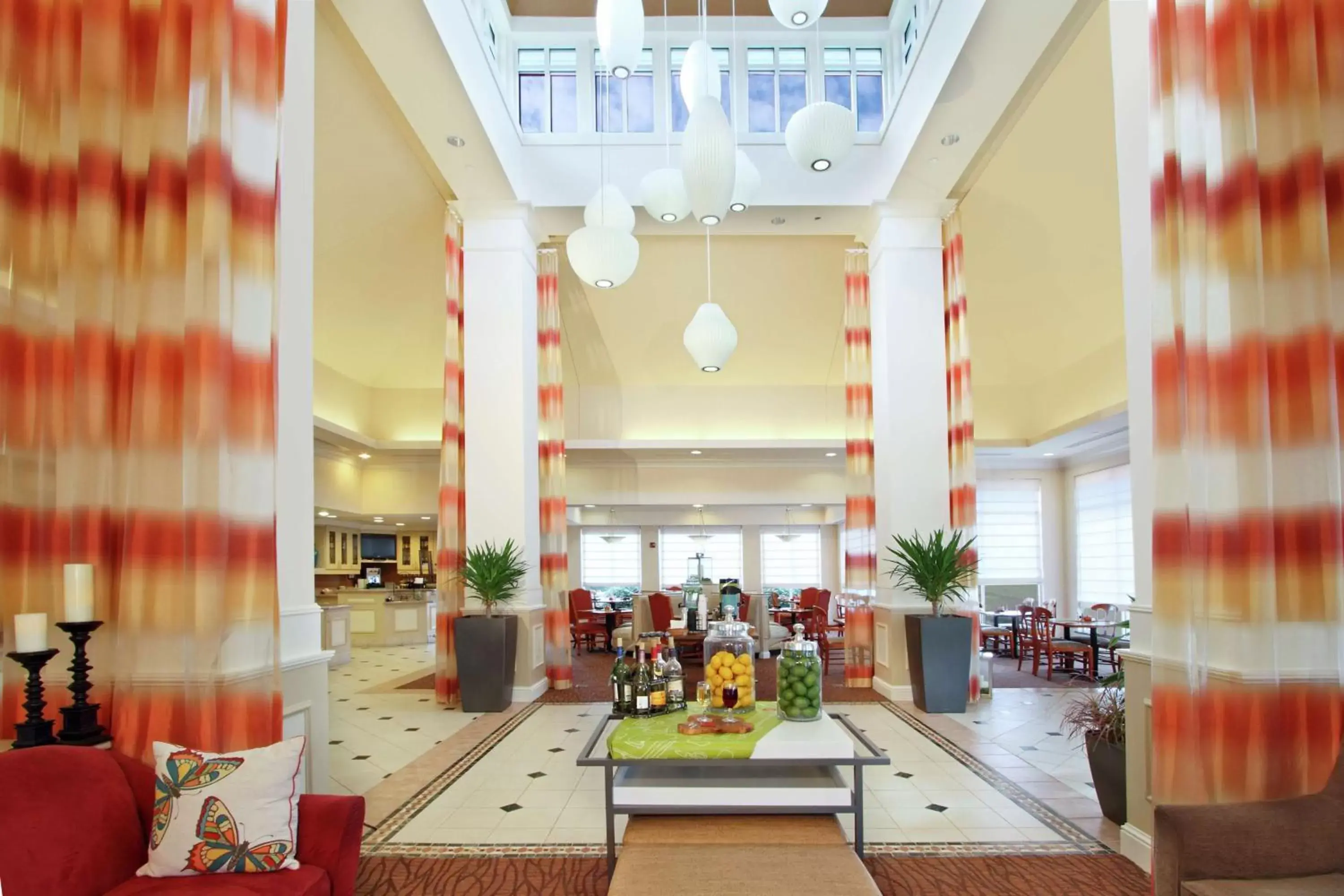 Dining area, Restaurant/Places to Eat in Hilton Garden Inn Chesapeake Greenbrier