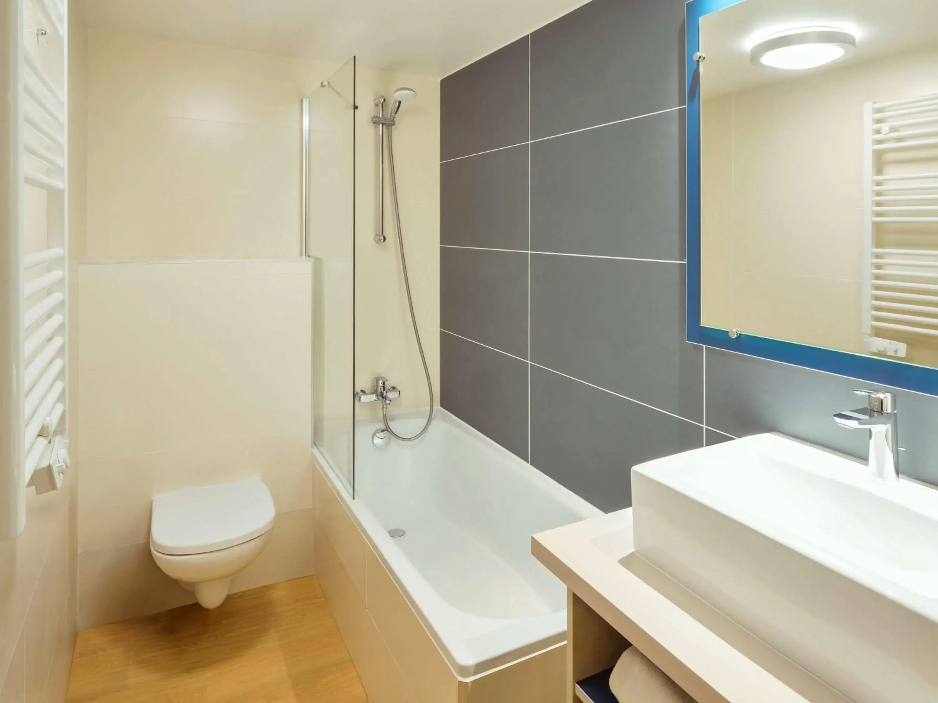 Photo of the whole room, Bathroom in Aparthotel Adagio Monaco Palais Joséphine