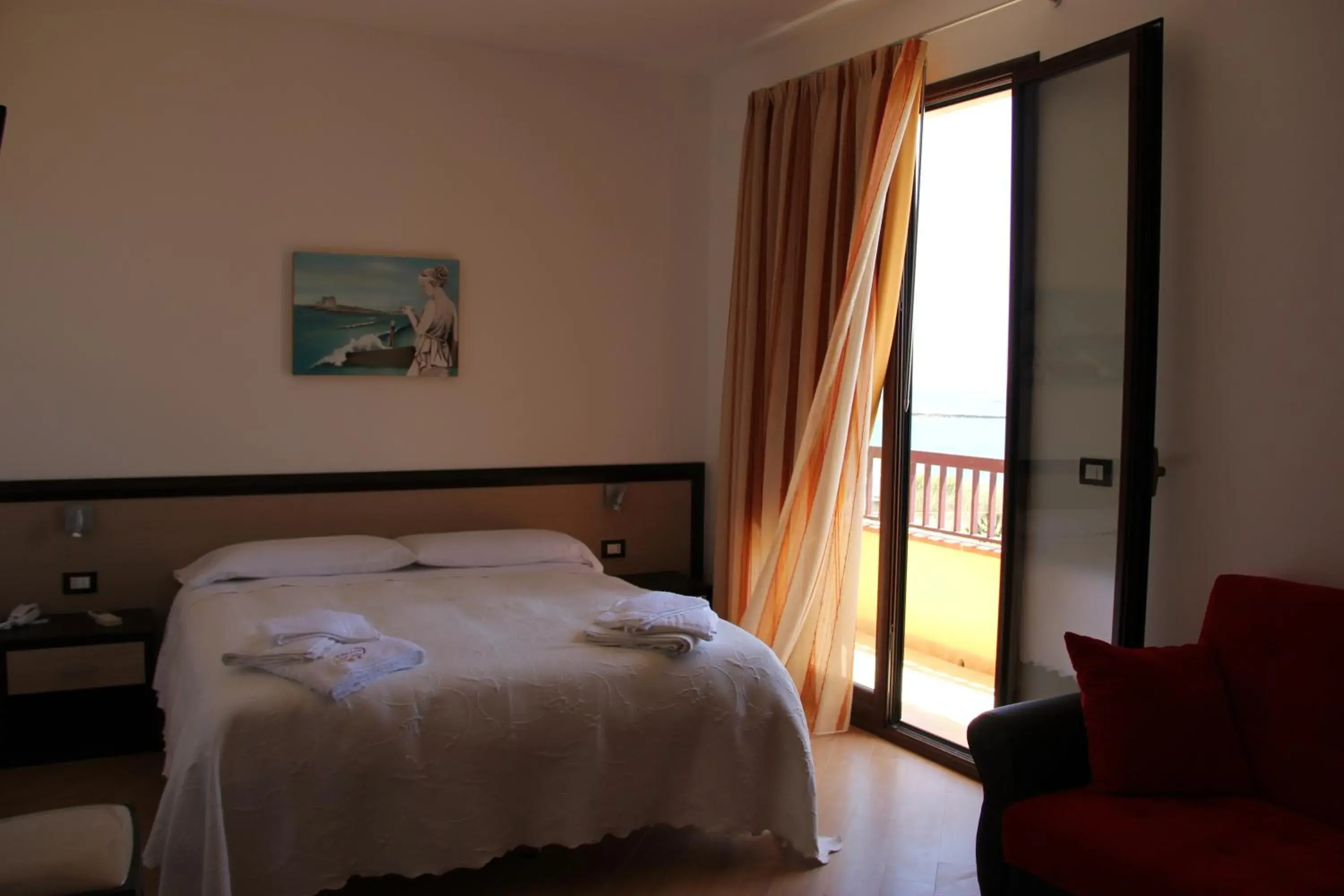 Day, Bed in Albergo Perseo