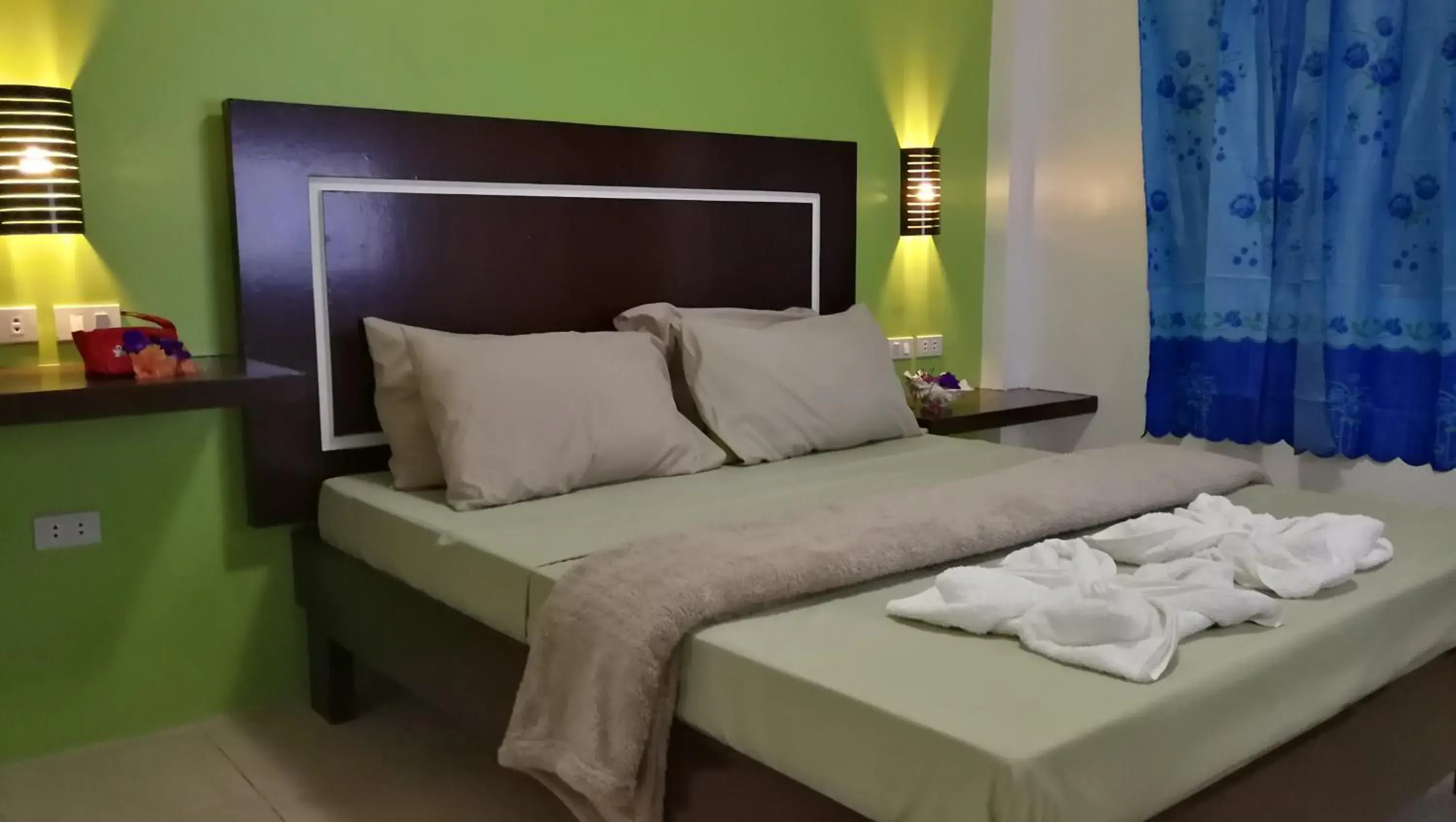 Bedroom, Bed in Bellevue Resort