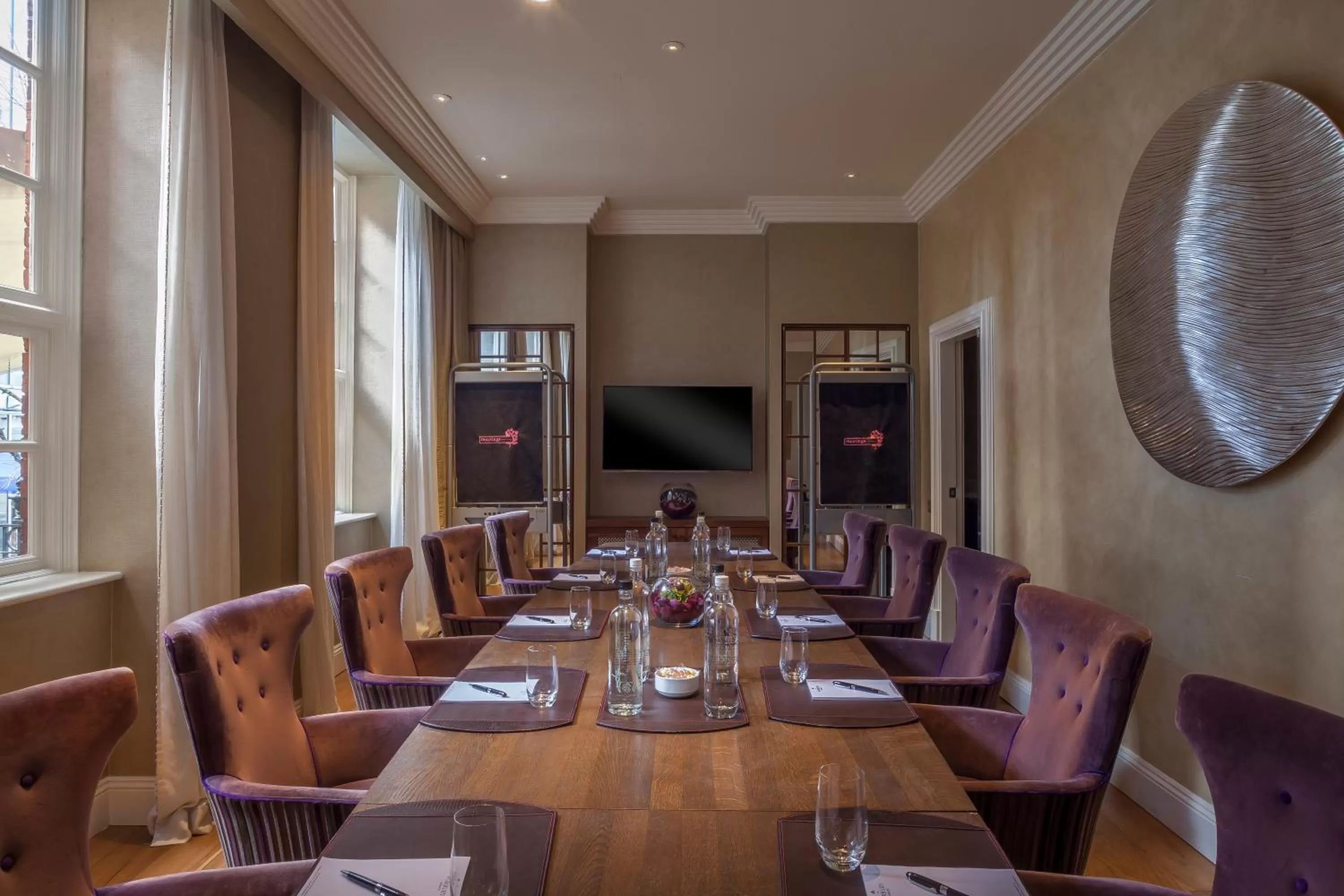 Meeting/conference room in The Roseate Reading