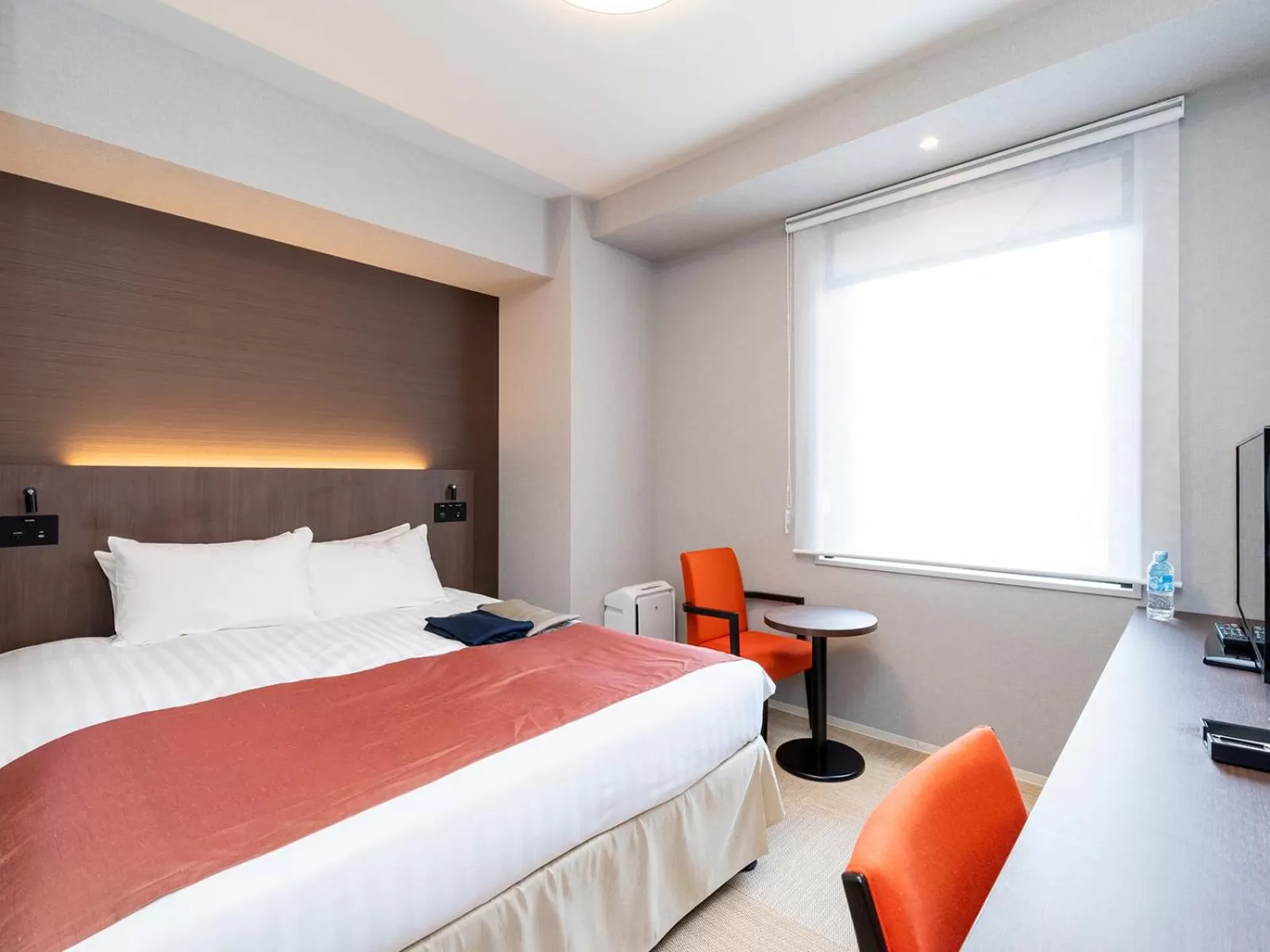 Photo of the whole room, Bed in Hiyori Hotel Osaka Namba Station