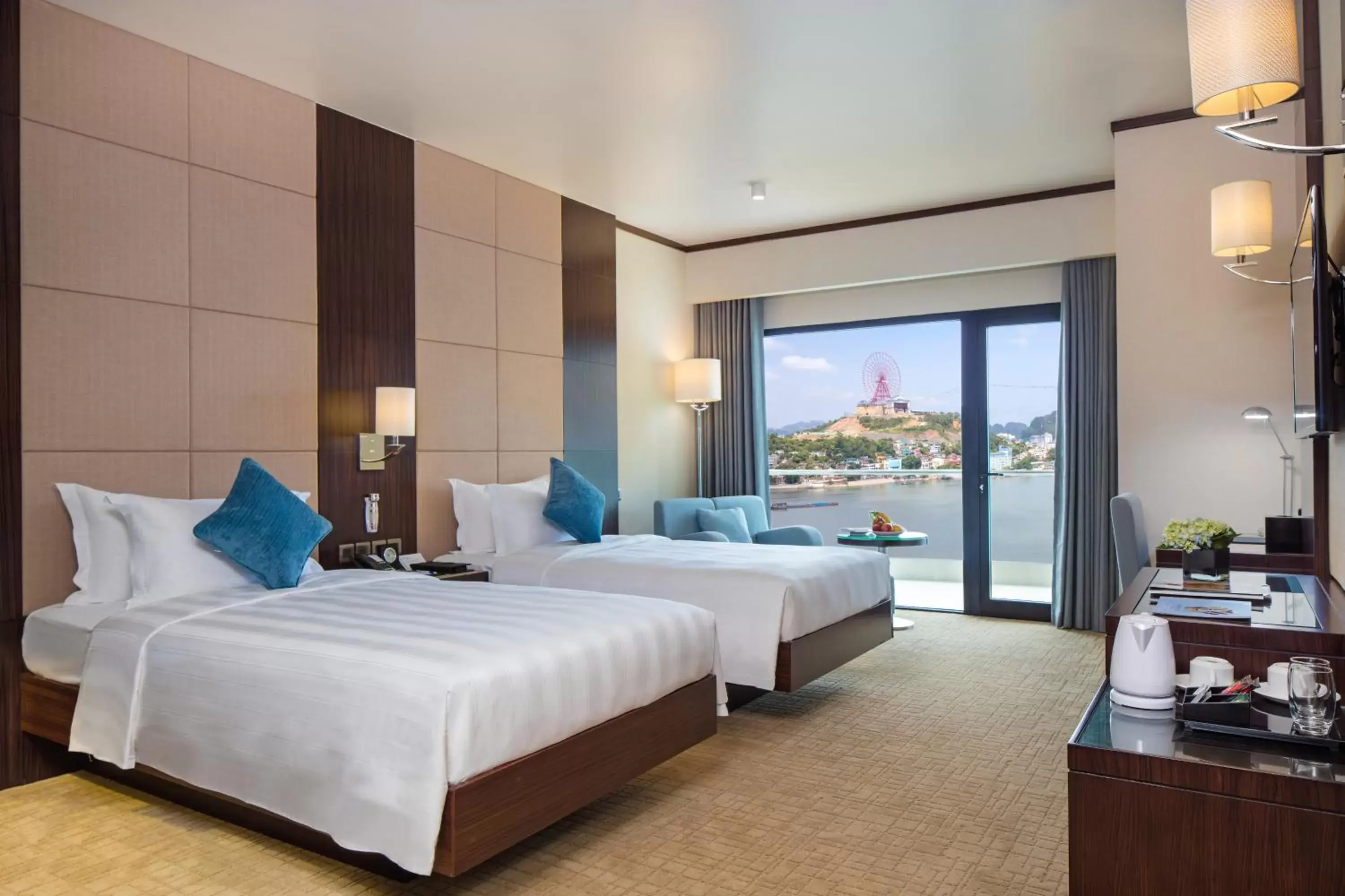 Bedroom, Room Photo in Wyndham Legend Halong