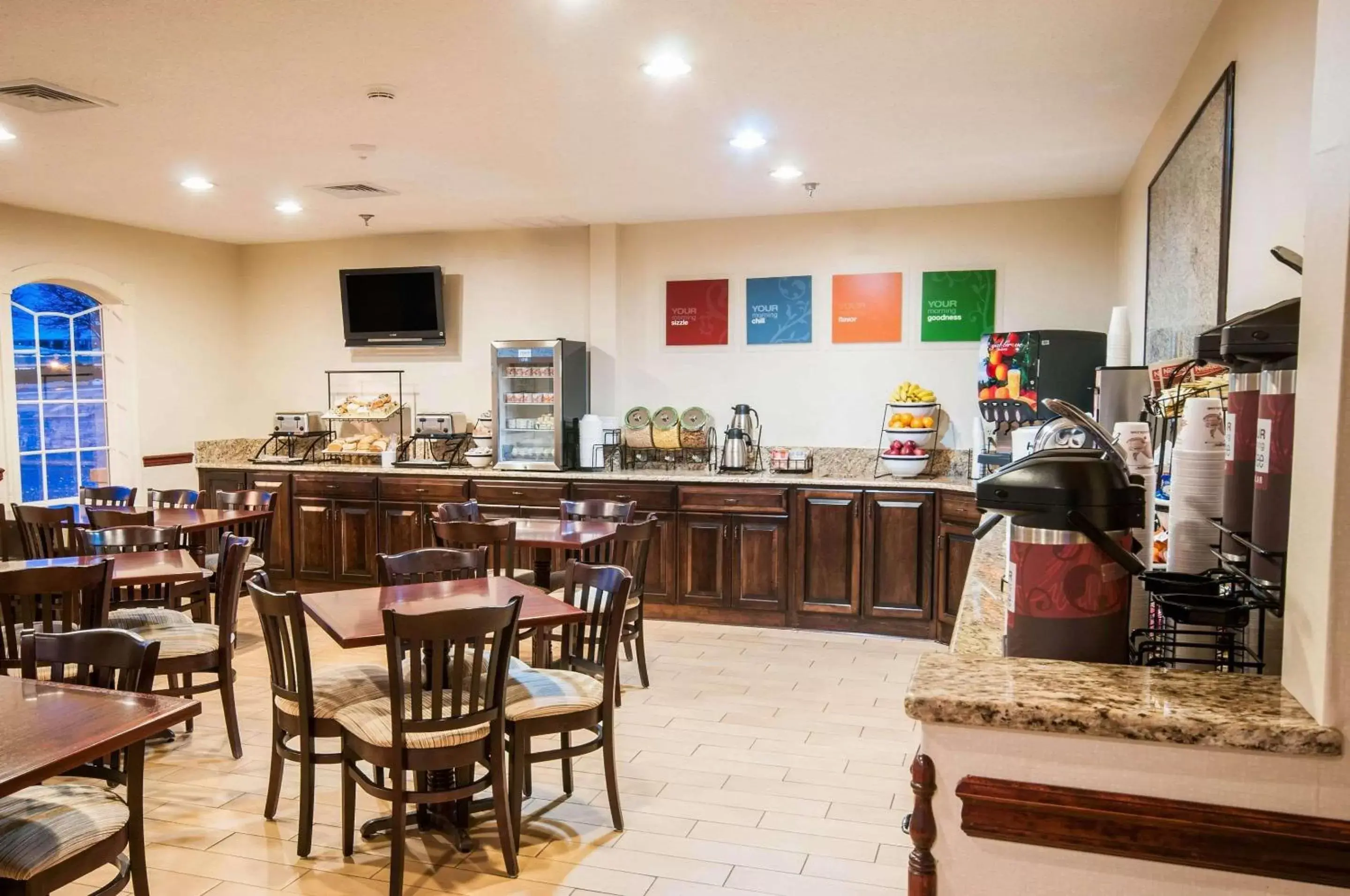 Restaurant/places to eat in Comfort Inn New Holland Amish Country Restaurant/places to eat in Comfort Inn New Holland Amish Country