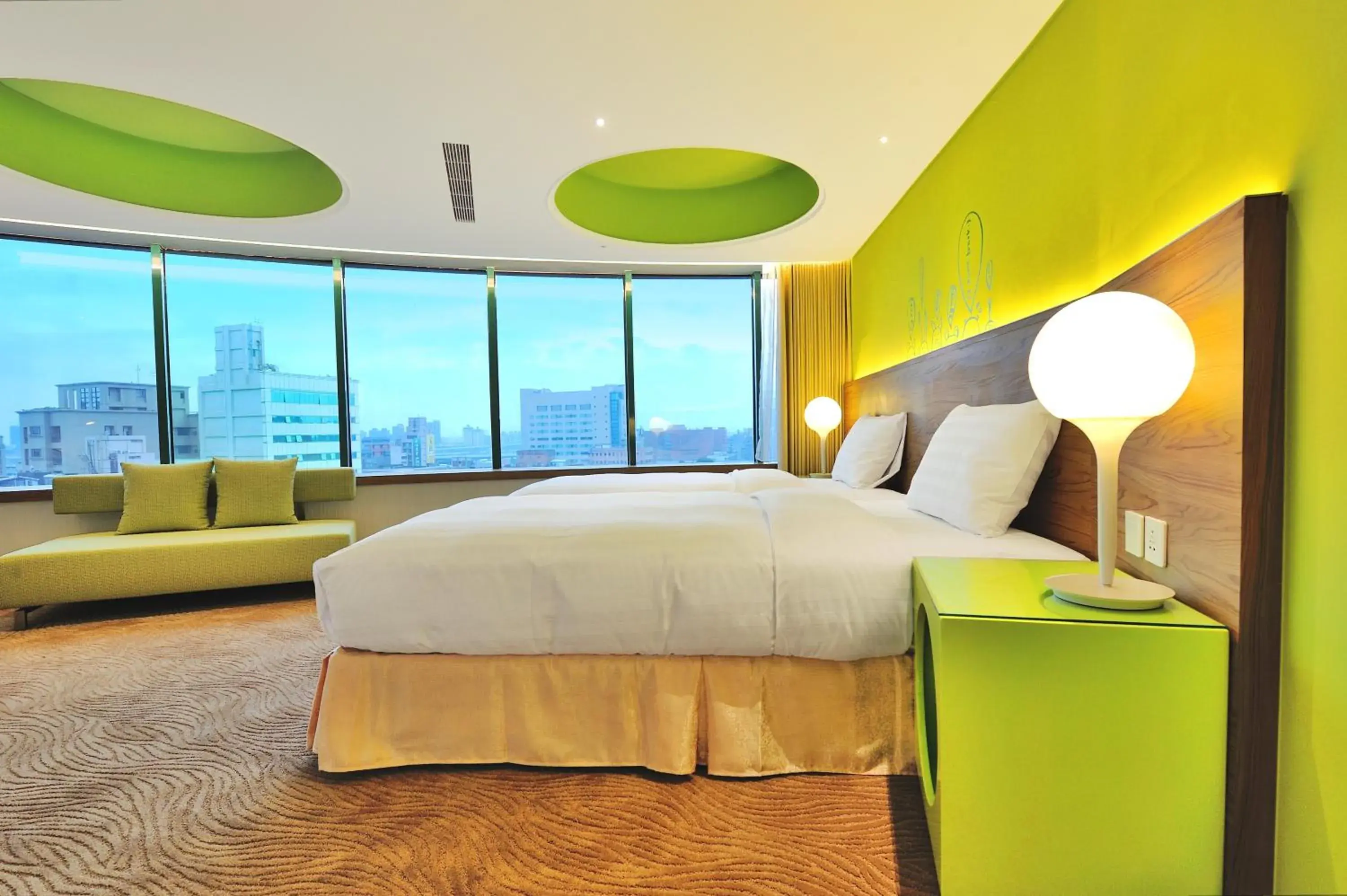 Bed in Green World Hotel - Zhonghua