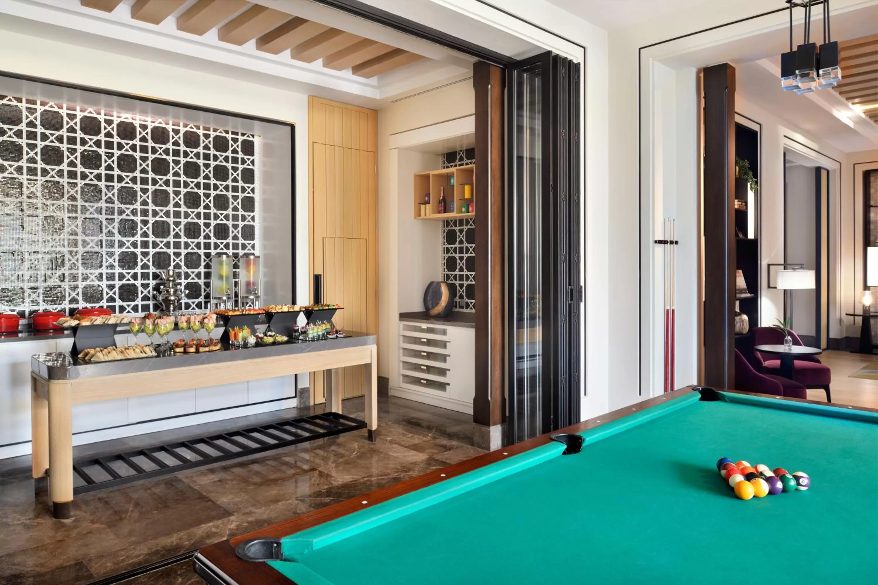 Billiard in Crowne Plaza - Jeddah Al Salam by IHG