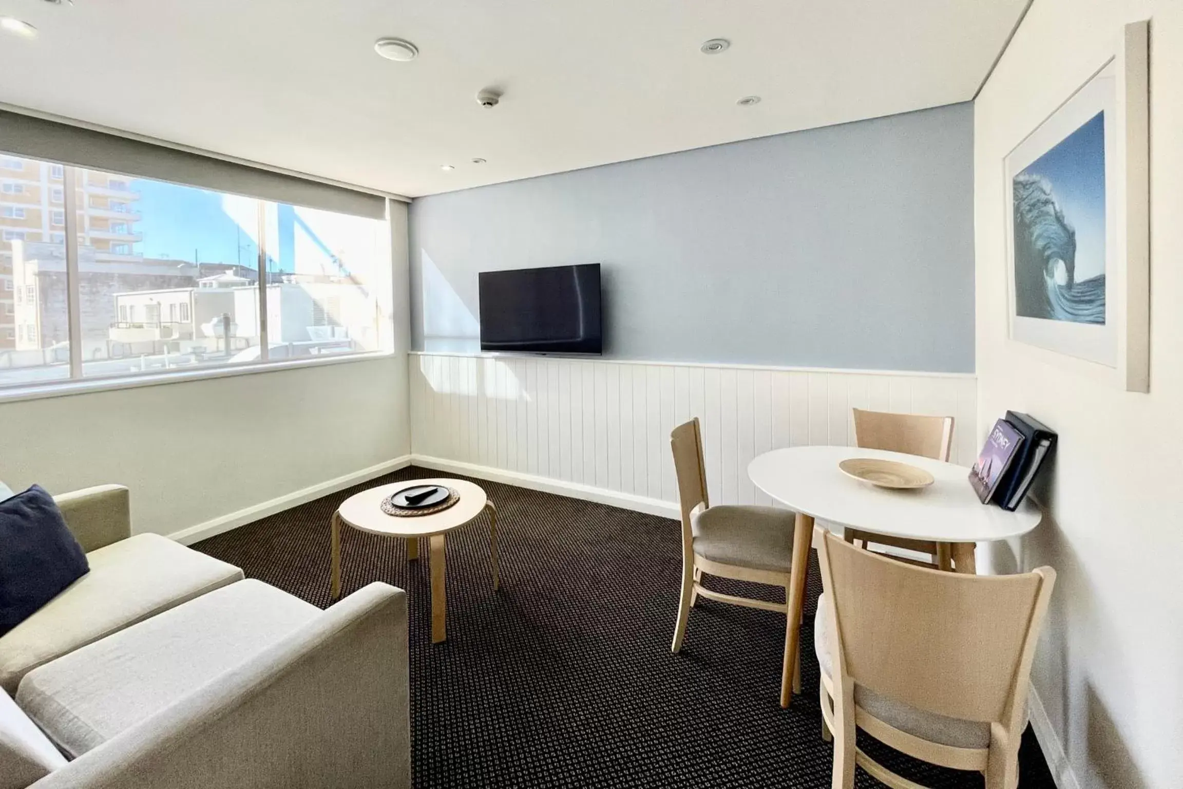 Living room, Seating Area in Coogee Sands Hotel & Apartments