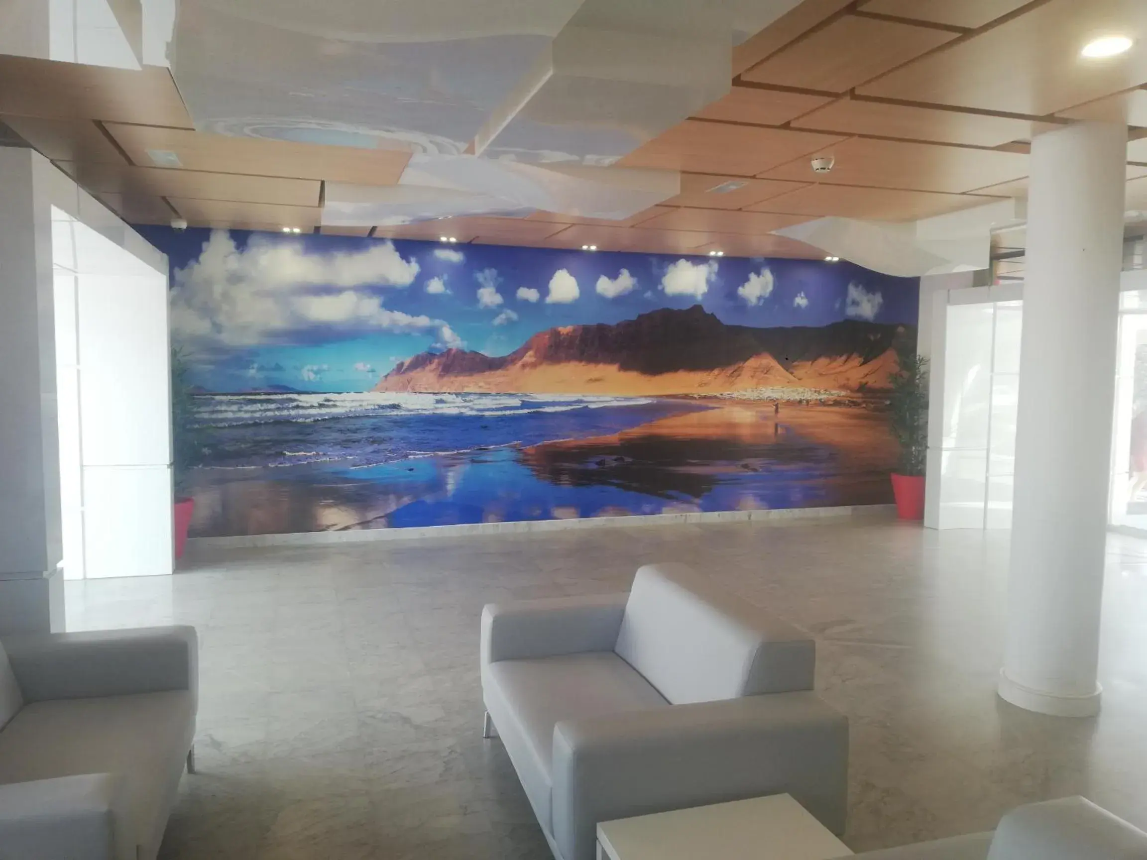 Lobby or reception in Apartamentos Oceano - Adults Only - Sólo Adultos Lobby or reception in Apartamentos Oceano - Adults Only - Sólo Adultos