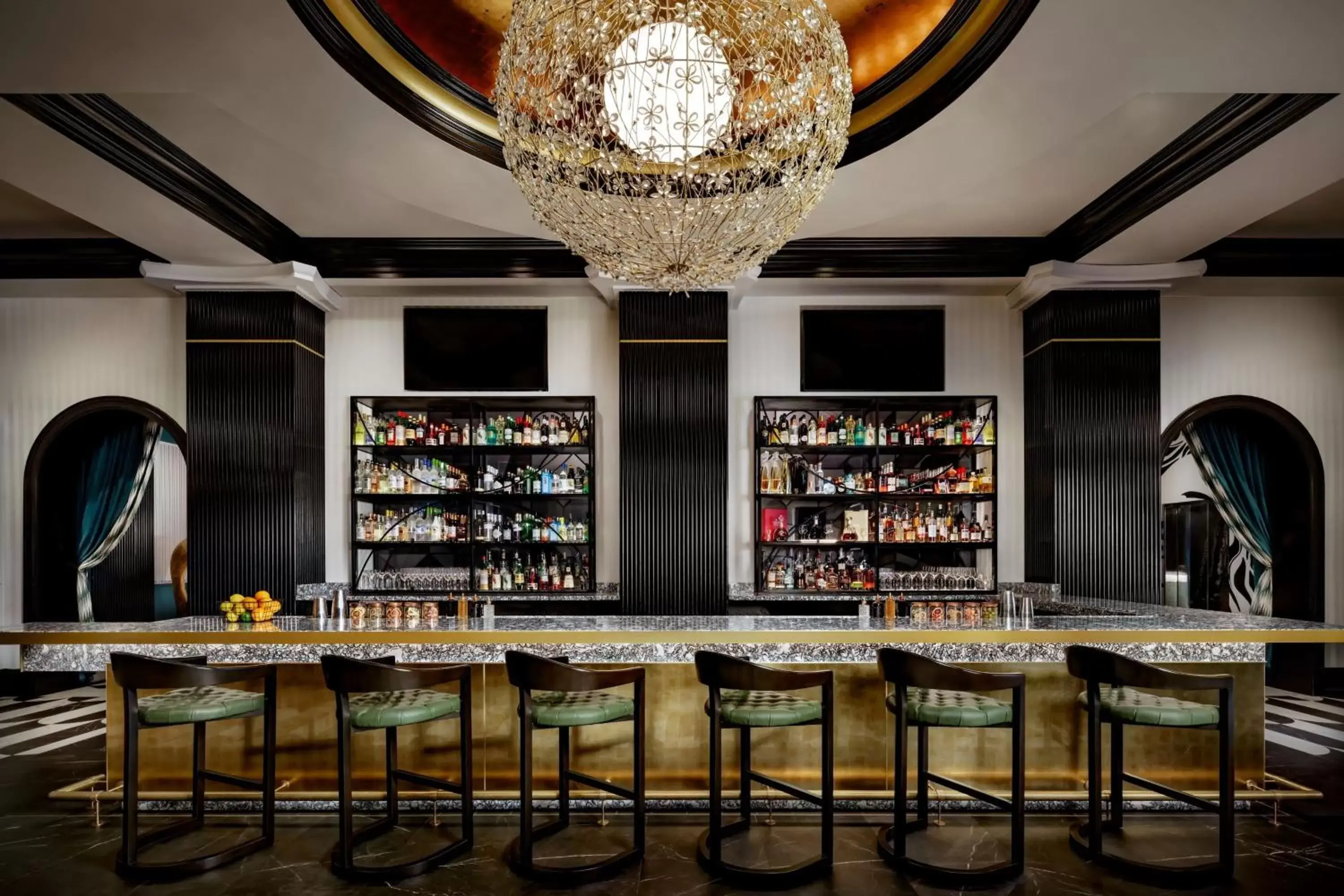 Lounge or bar in Grand Bohemian Hotel Orlando, Autograph Collection