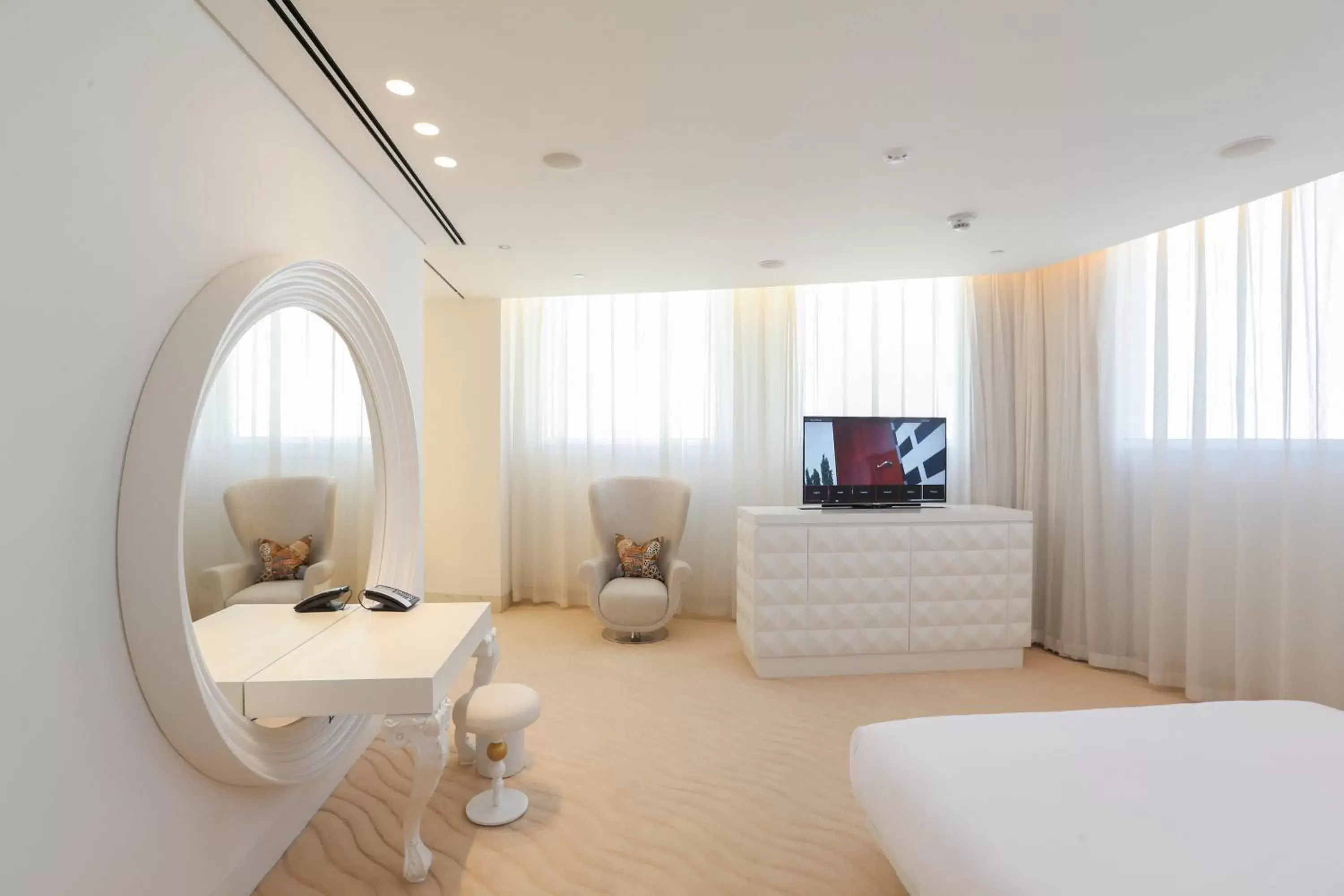 TV and multimedia, Bed in Mondrian Doha TV and multimedia, Bed in Mondrian Doha