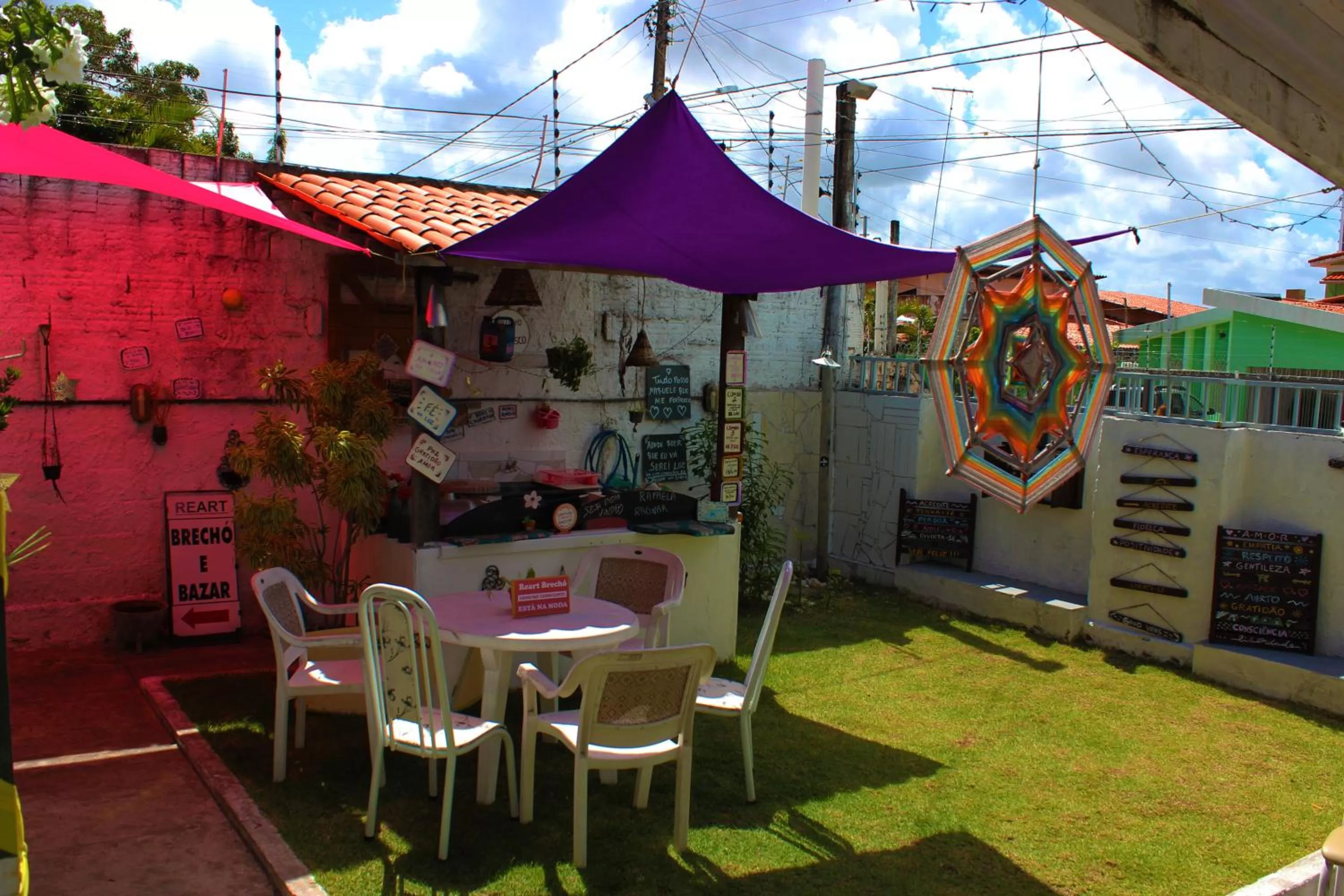 Patio in Hostel Das Canárias