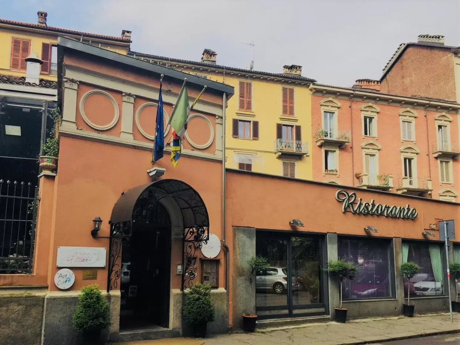 Facade/entrance in Hotel Dei Pittori