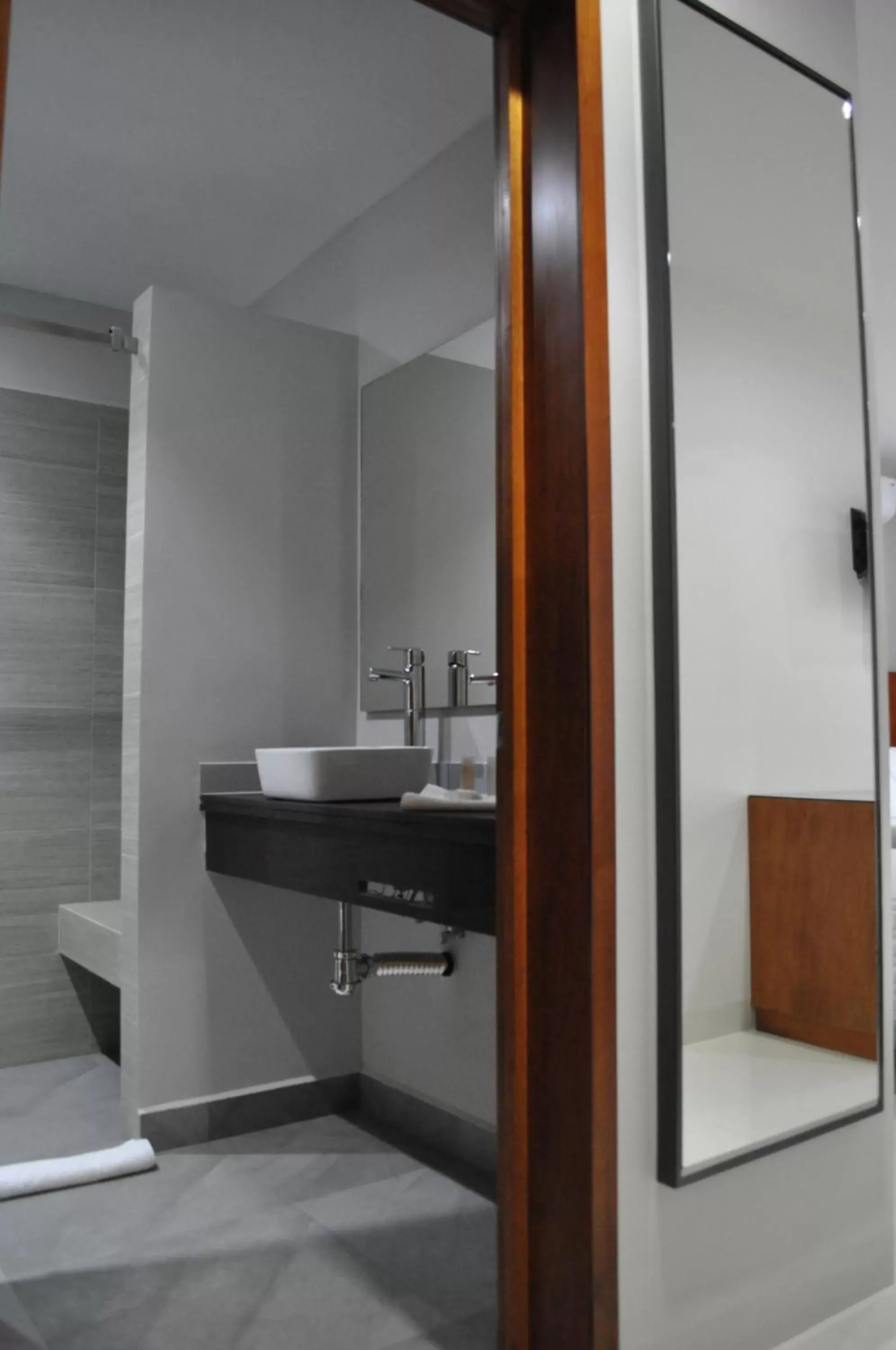 Bathroom in AMD Hotel