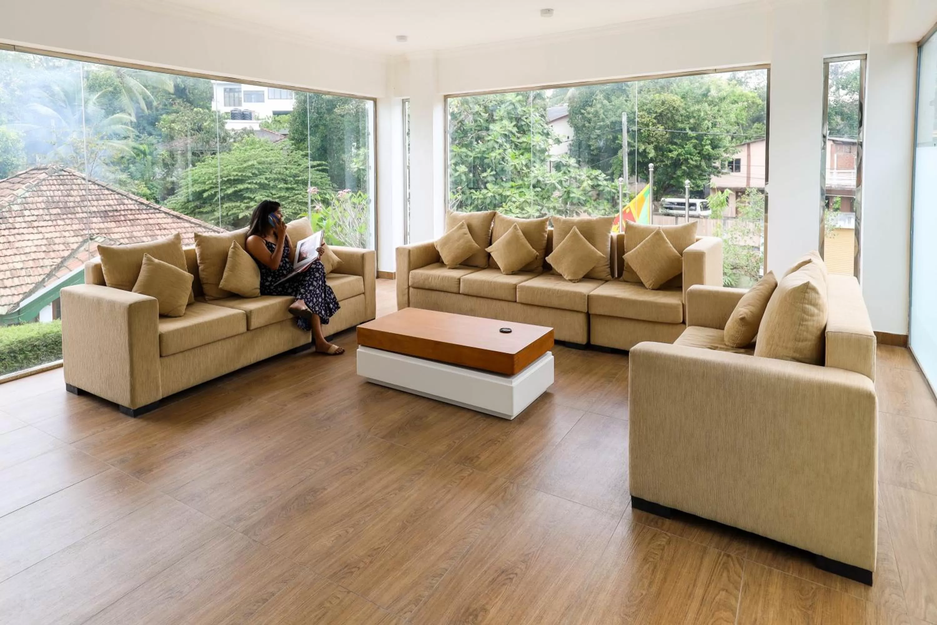 People in Hotel Ganthera Kandy