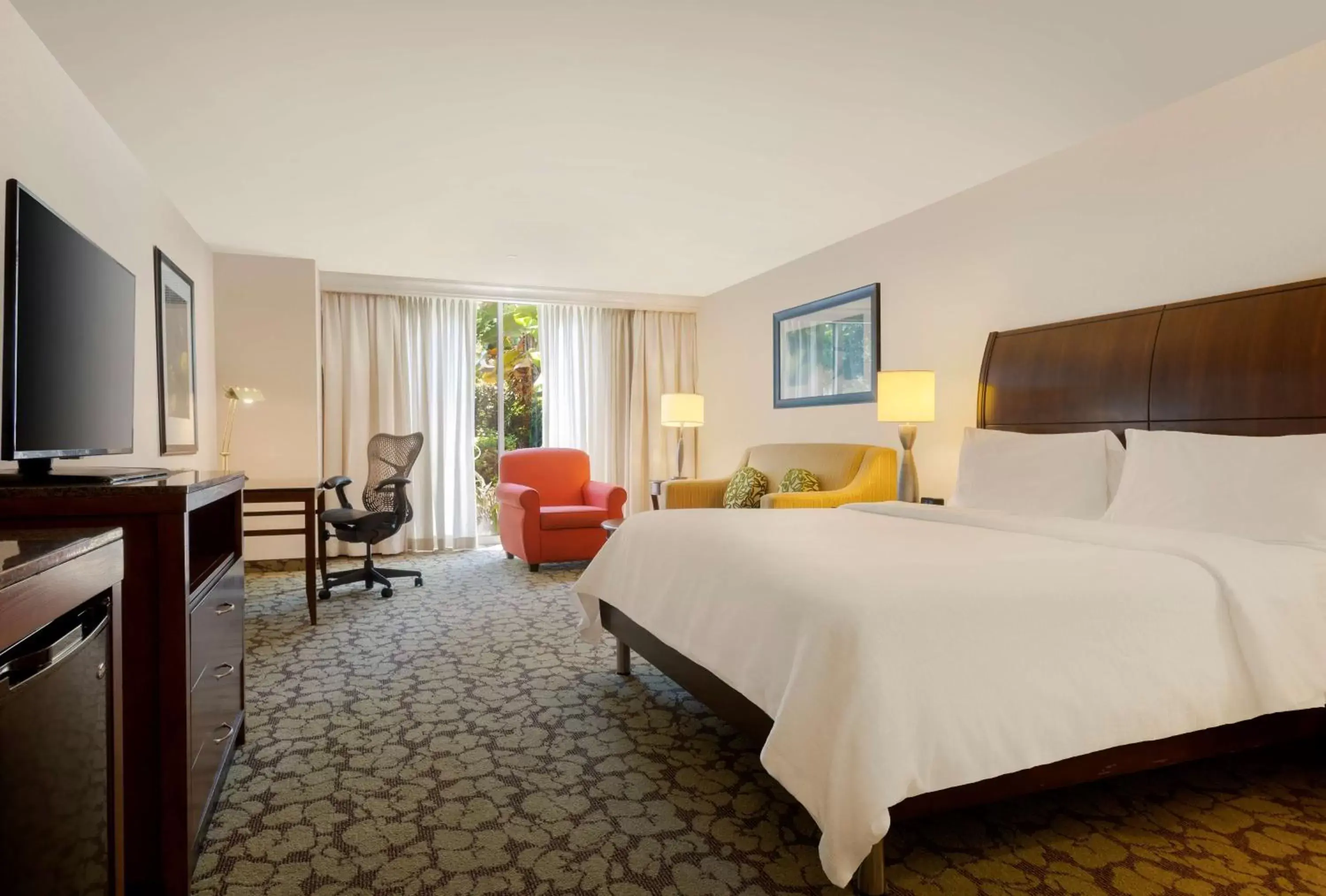 Bedroom in Hilton Garden Inn LAX - El Segundo