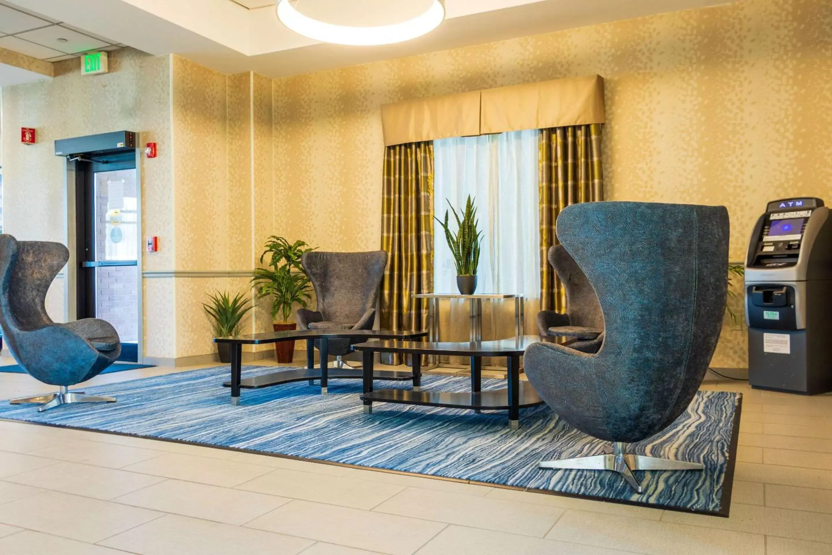 Lobby or reception in Comfort Inn & Suites Plainville-Foxboro