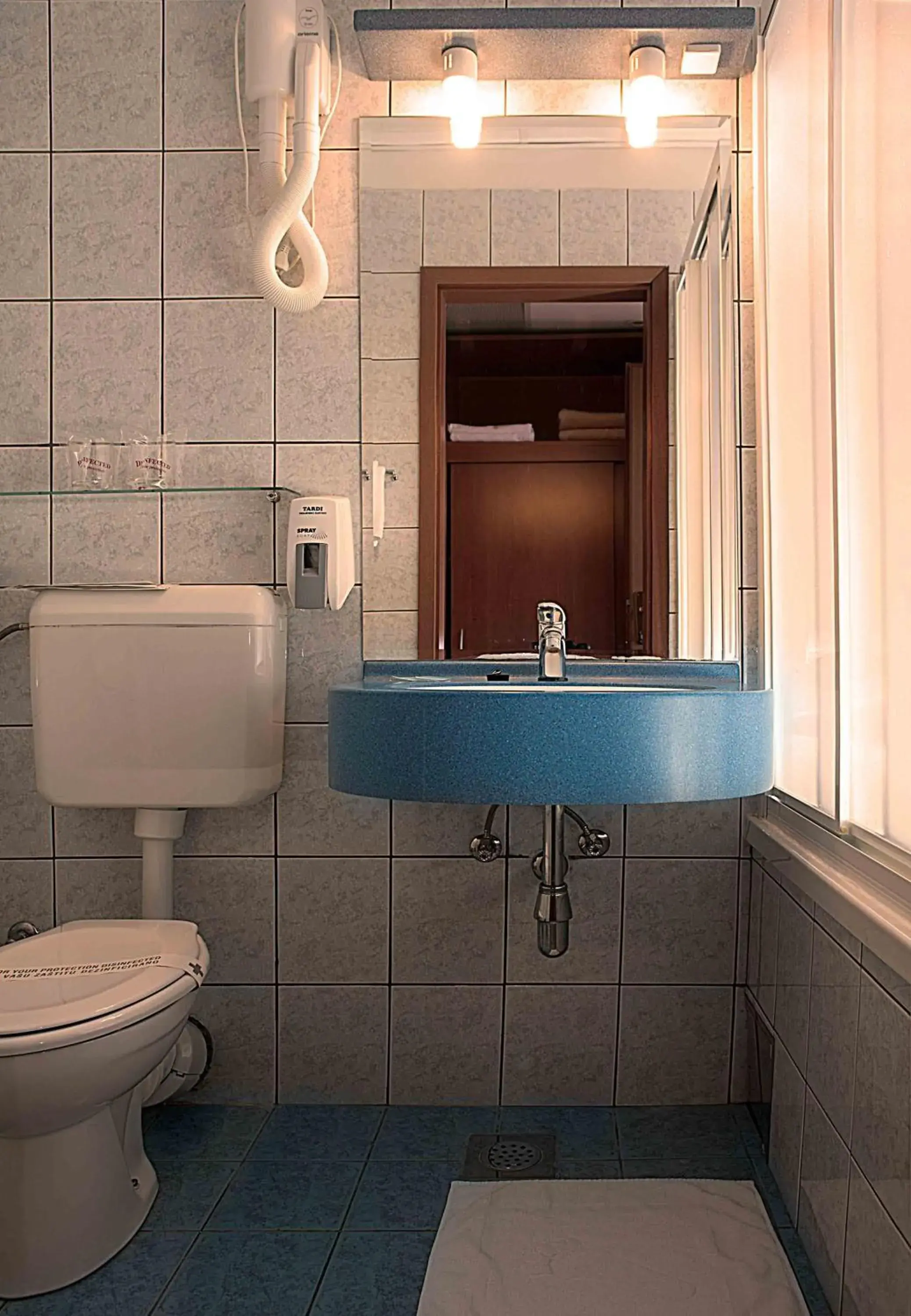 Bathroom in Hotel Pula