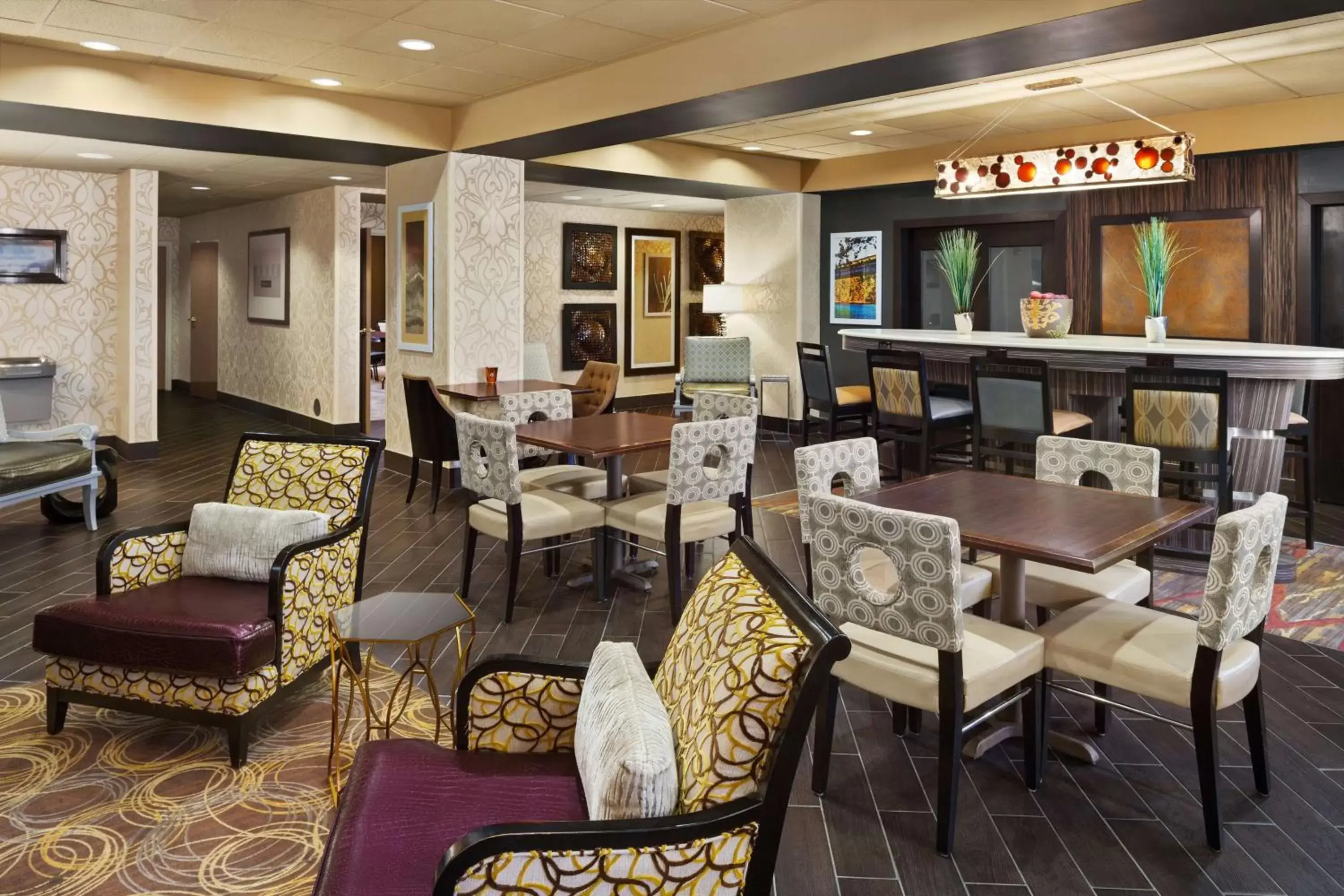 Lobby or reception, Restaurant/Places to Eat in Hampton Inn Pell City