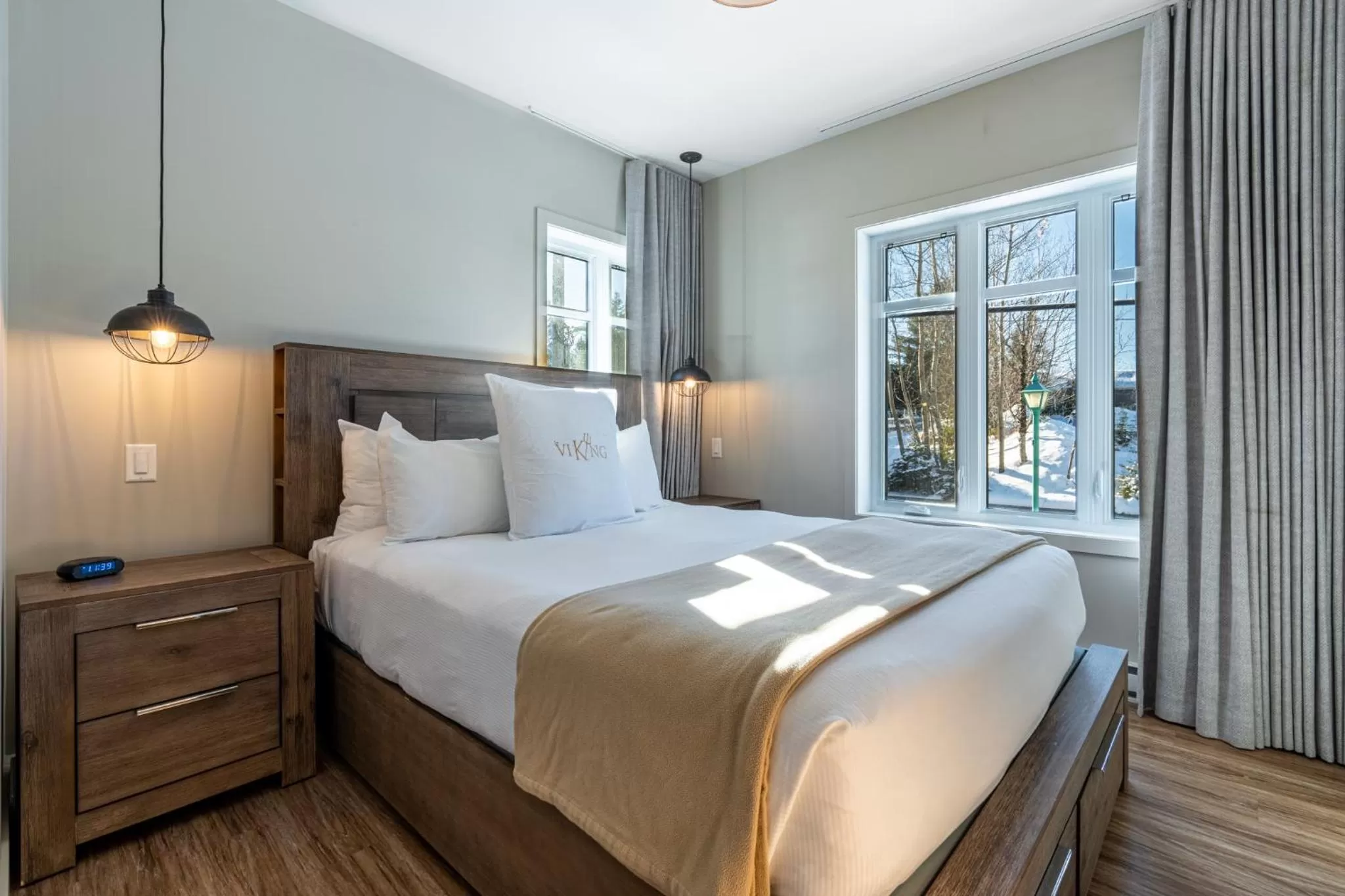 Bed in Le Viking Resort