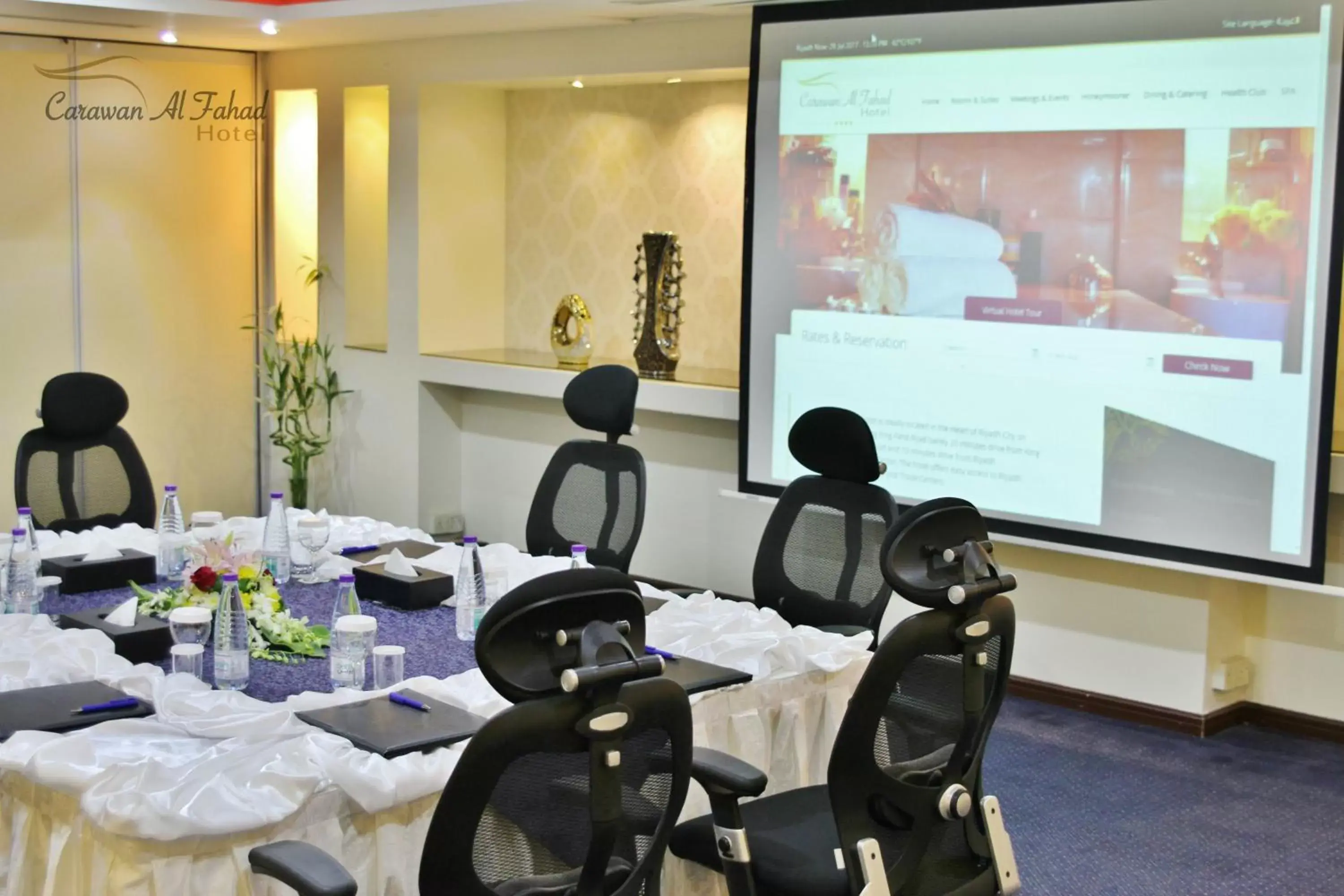 Business facilities in Carawan Al Fahad Hotel