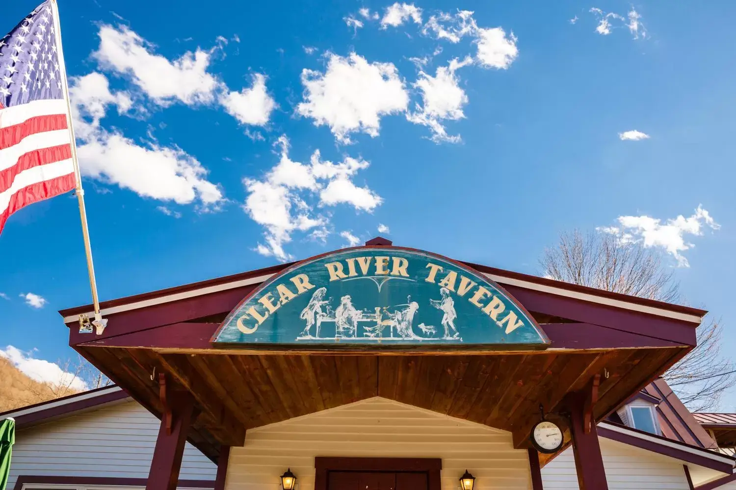 Restaurant/places to eat in Clear River Inn and Tavern