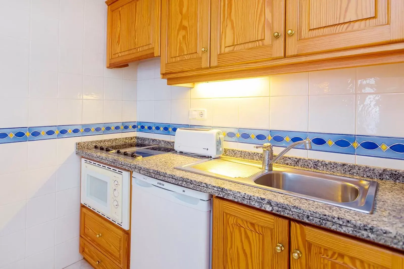 Kitchen or kitchenette, Kitchen/Kitchenette in Aparthotel Duquesa Playa