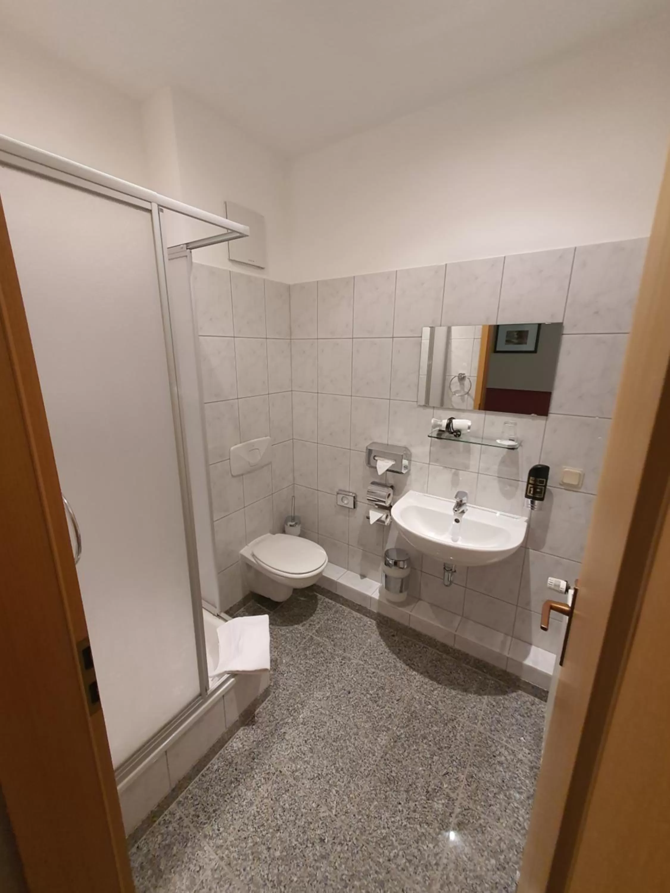 Shower in Altstadthotel Ilsenburg